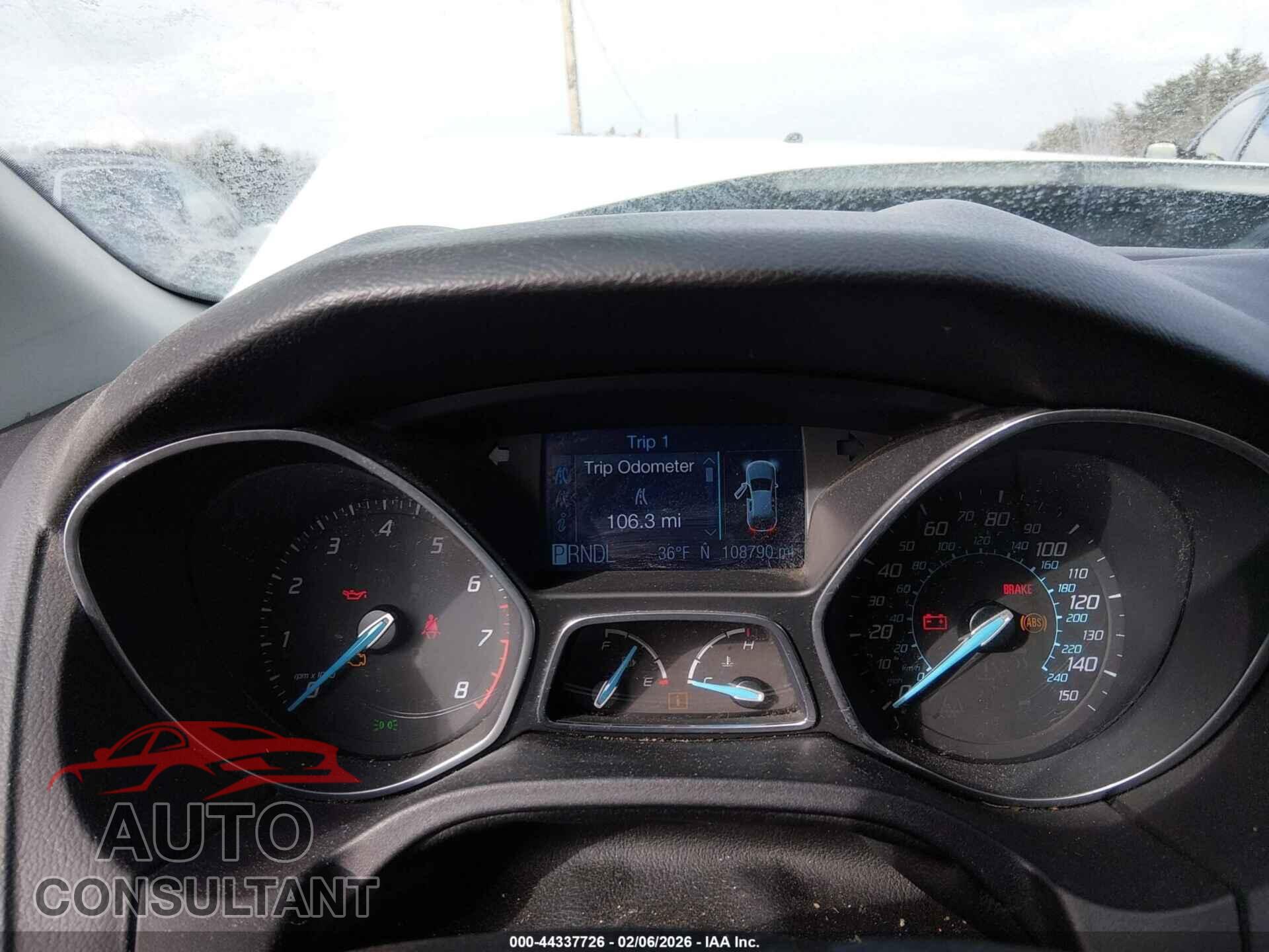 FORD FOCUS 2012 - 1FAHP3F27CL344152