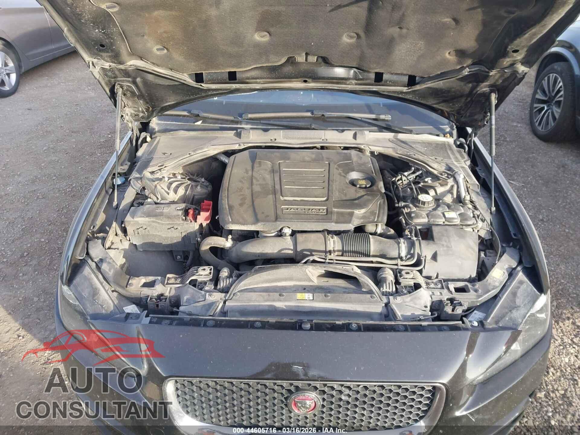 JAGUAR XE 2018 - SAJAR4FX6JCP32480
