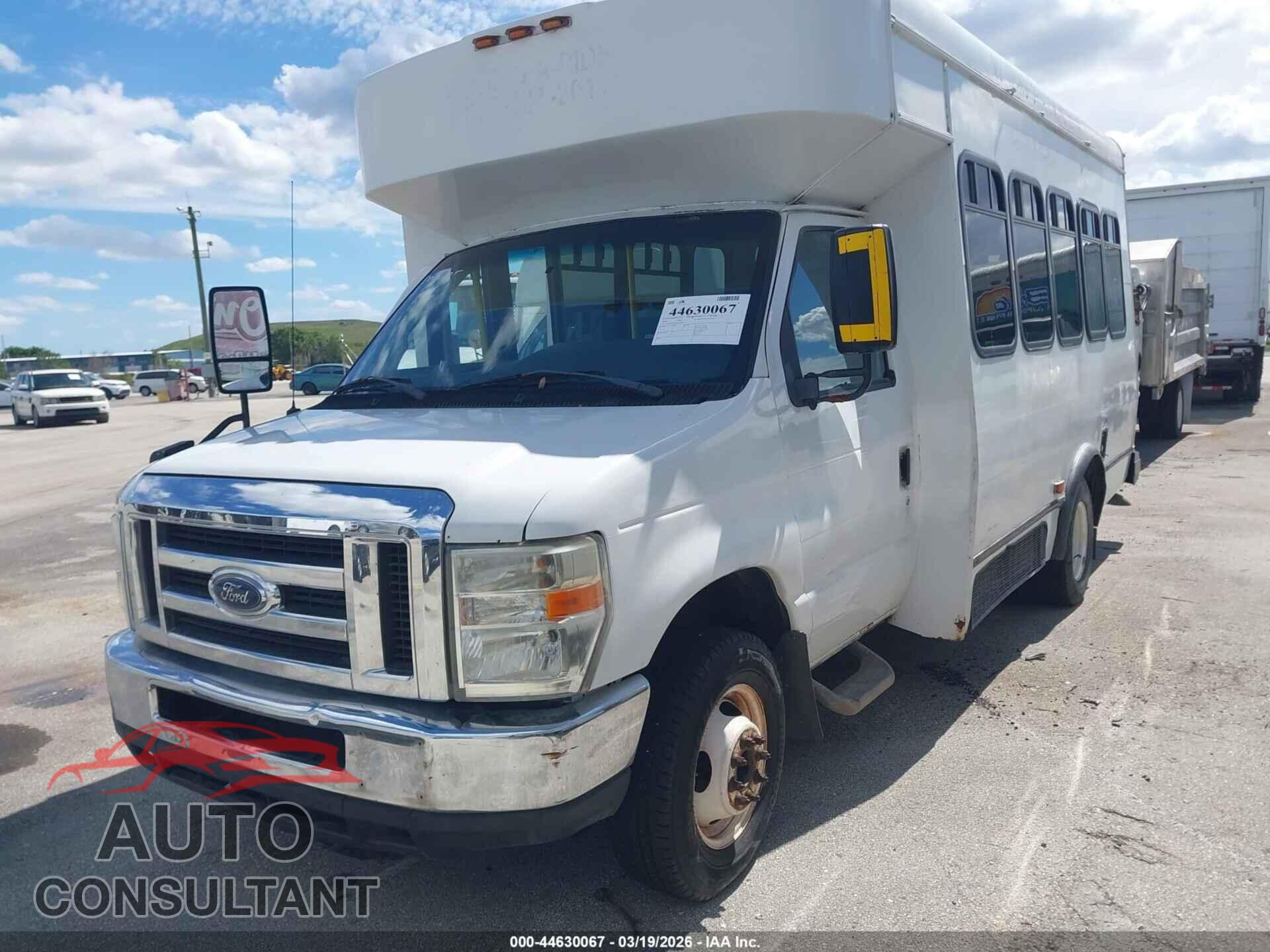 FORD E-350 CUTAWAY 2009 - 1FDEE35PX9DA92105