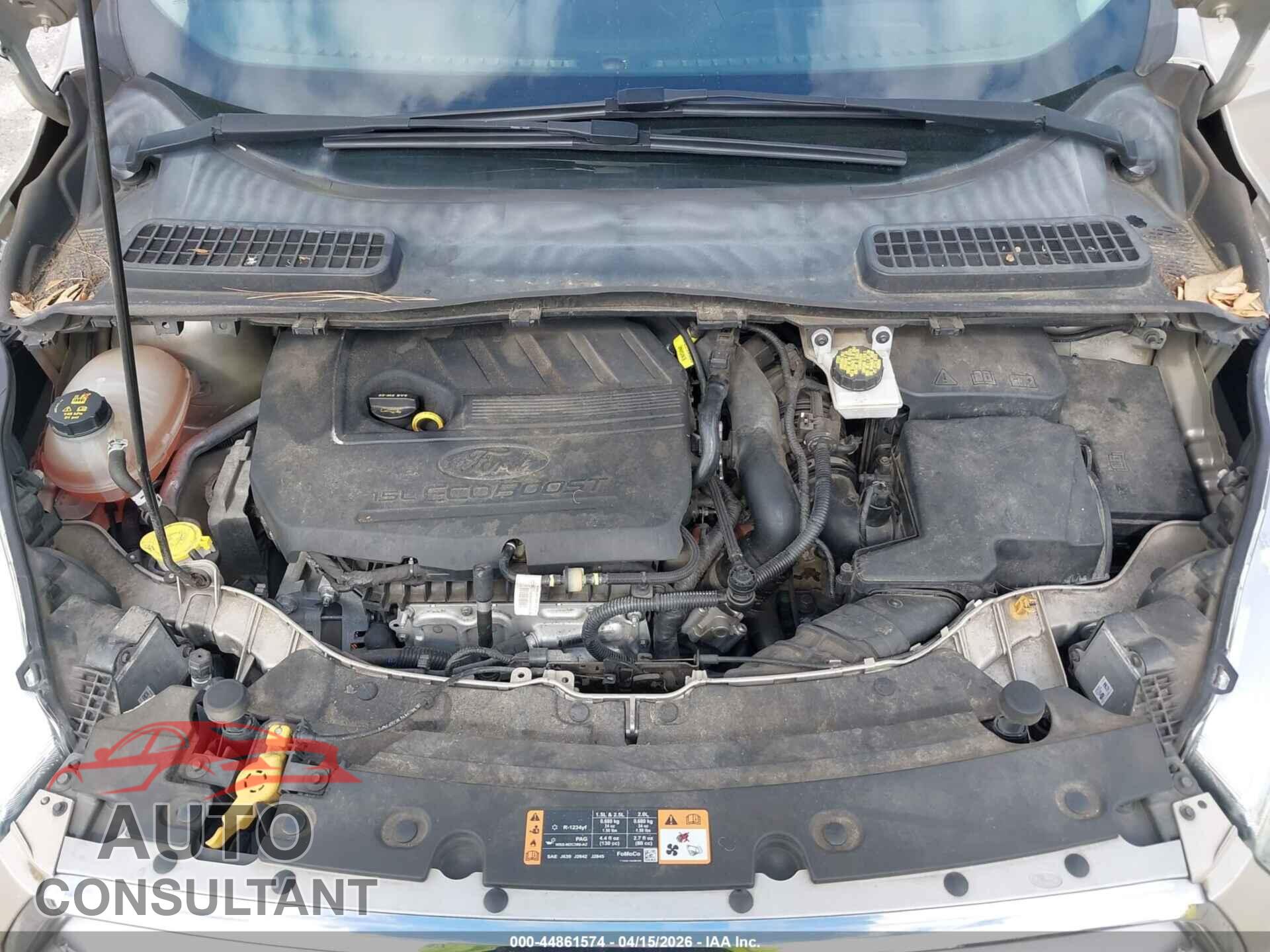 FORD ESCAPE 2017 - 1FMCU9JD4HUD86476