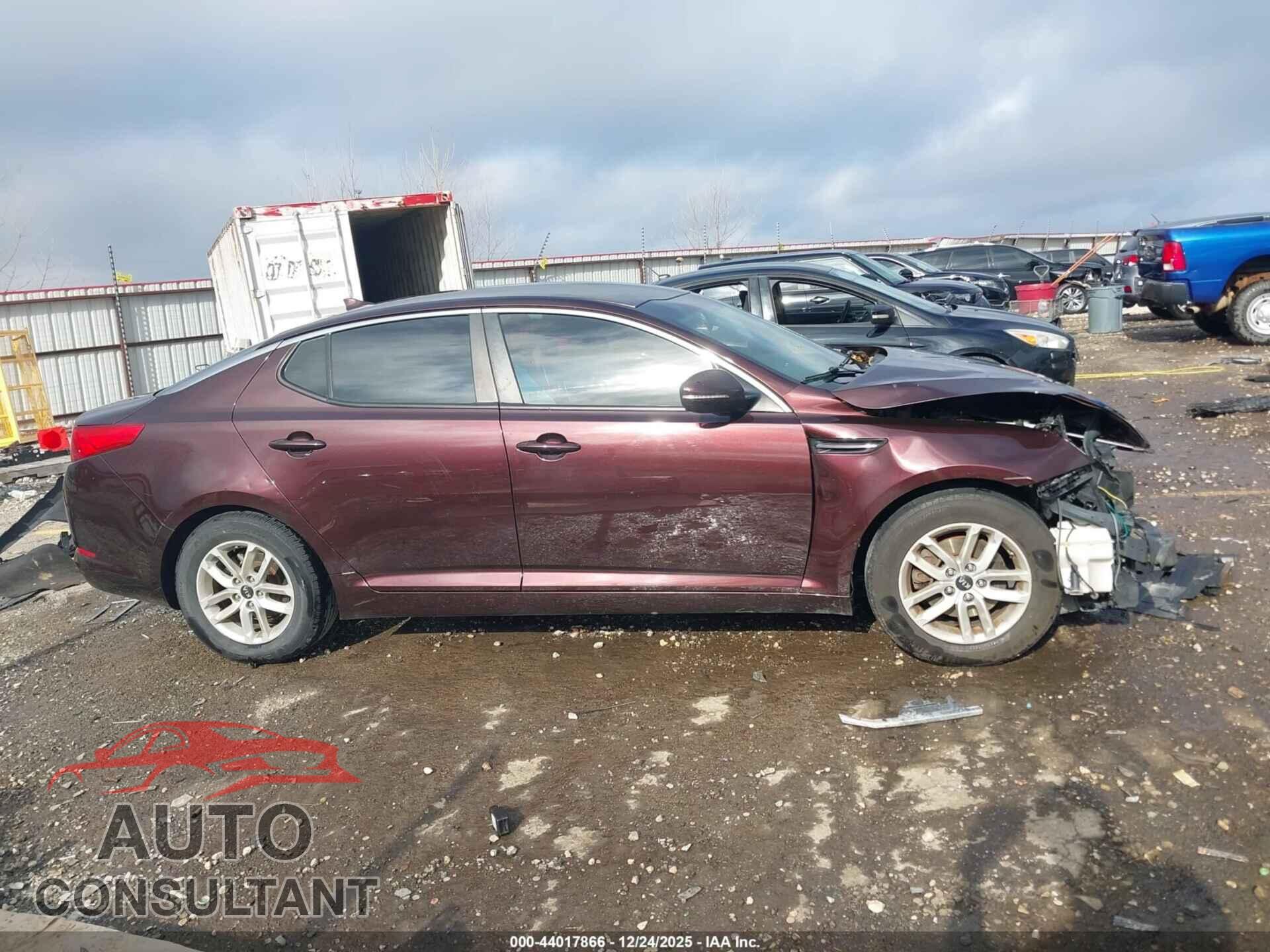 KIA OPTIMA 2011 - KNAGM4A73B5094089