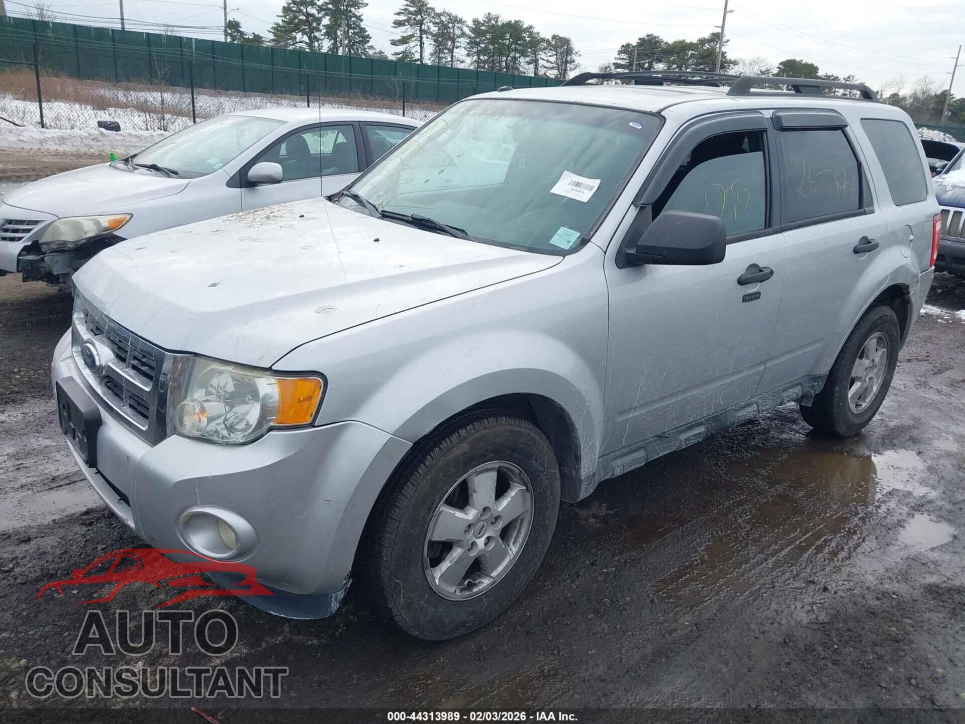 FORD ESCAPE 2011 - 1FMCU9D73BKB77139