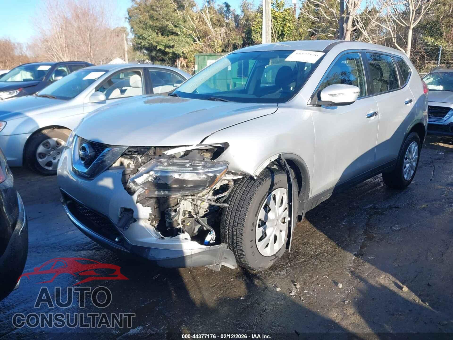 NISSAN ROGUE 2015 - KNMAT2MT8FP578598