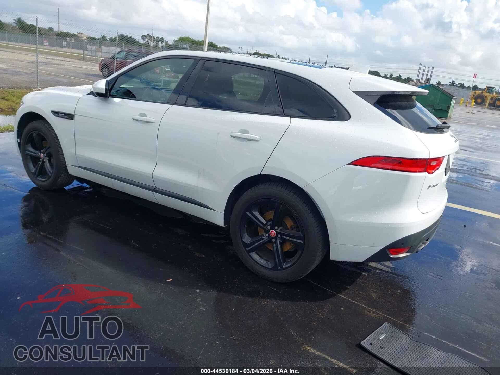 JAGUAR F-PACE 2017 - SADCL2BN6HA085977