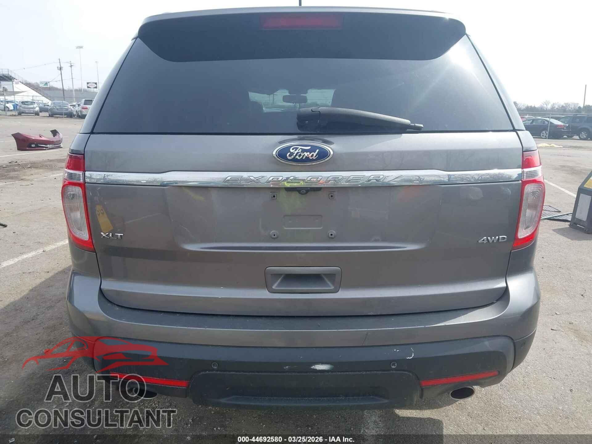 FORD EXPLORER 2011 - 1FMHK8D81BGA88588