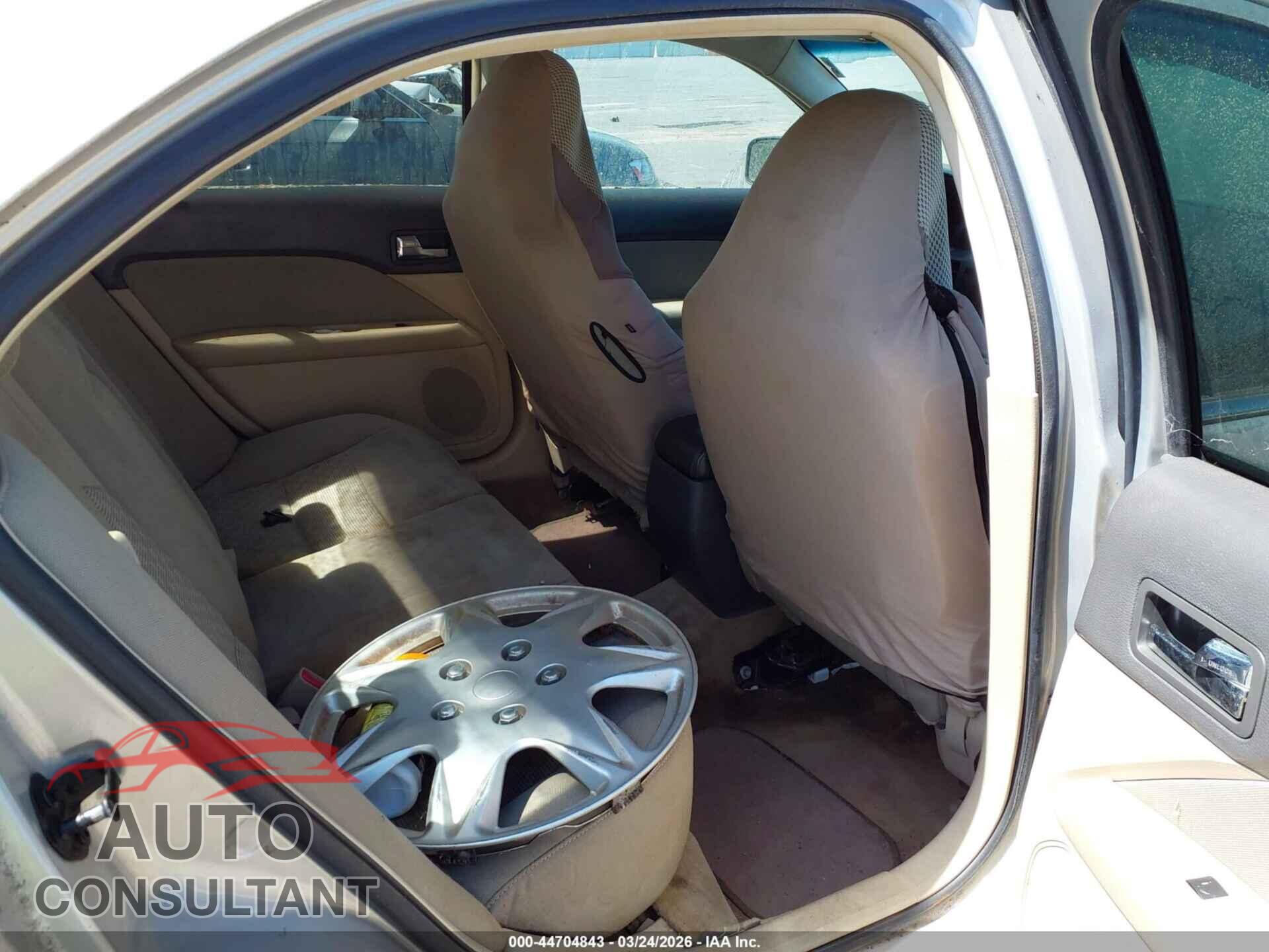 FORD FUSION 2010 - 3FAHP0HA0AR318445