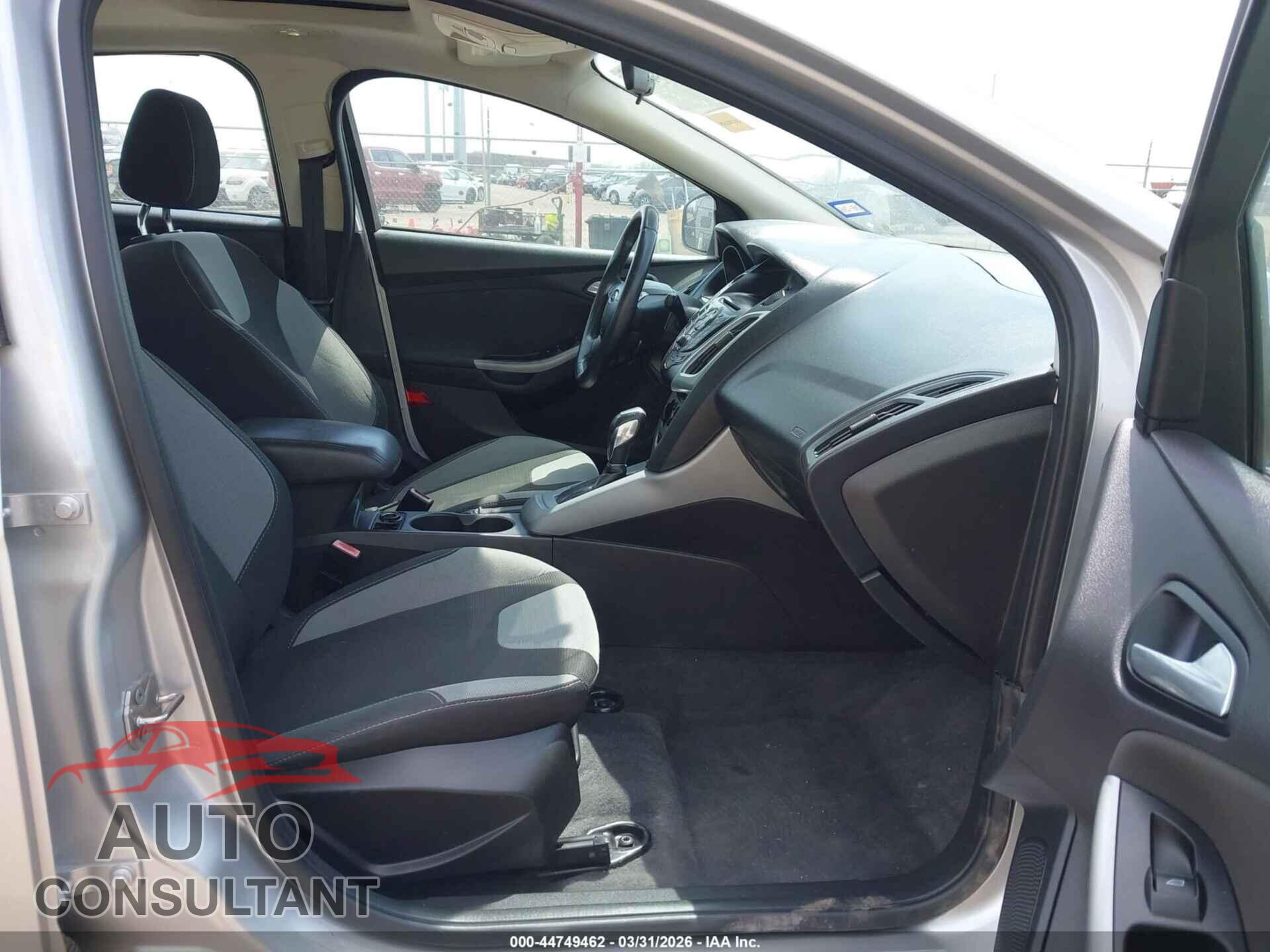 FORD FOCUS 2012 - 1FAHP3F28CL273088