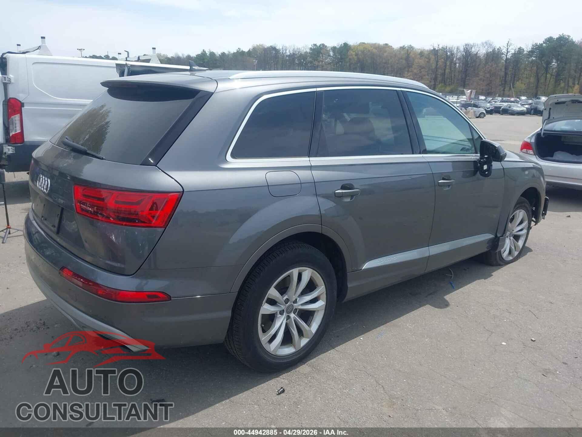 AUDI Q7 2019 - WA1LAAF78KD002007