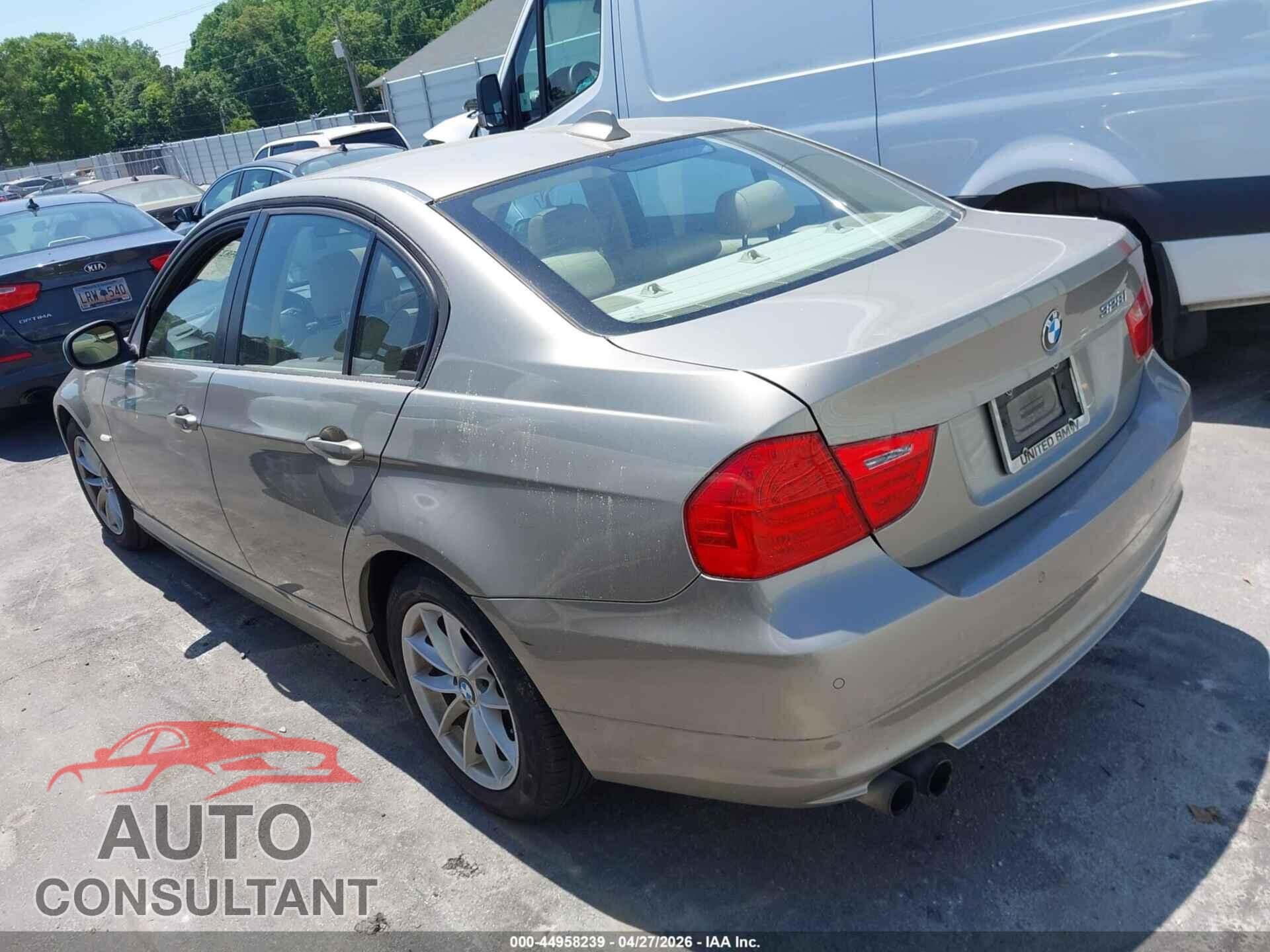 BMW 328I 2010 - WBAPH7C52AA800279