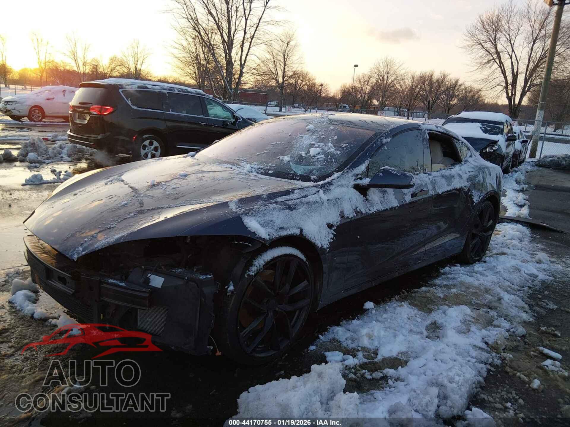 TESLA MODEL S 2018 - 5YJSA1E21JF284831