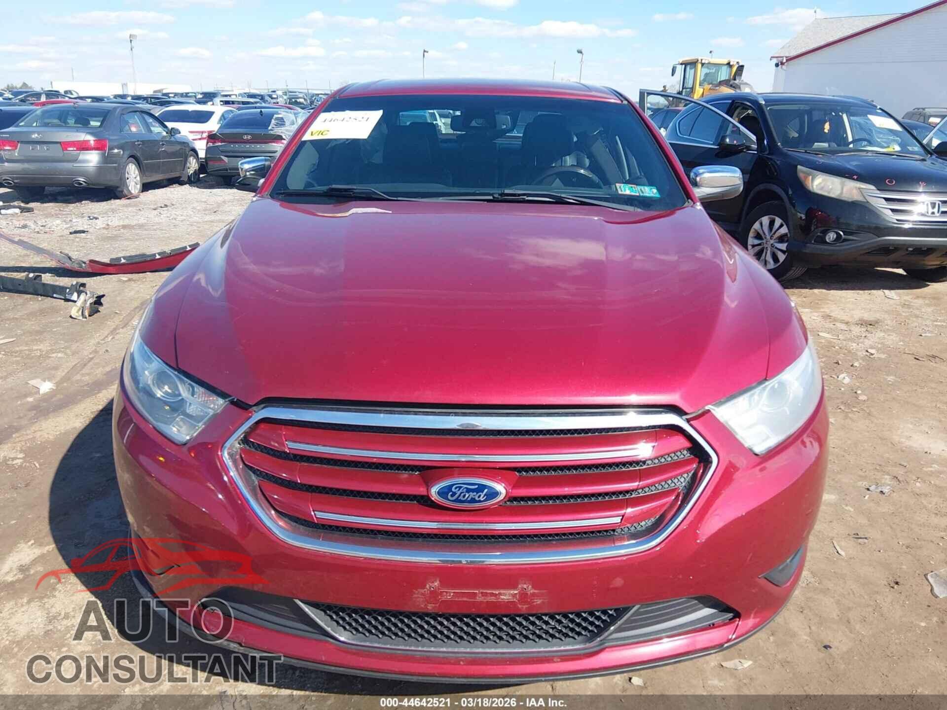 FORD TAURUS 2013 - 1FAHP2F85DG211513