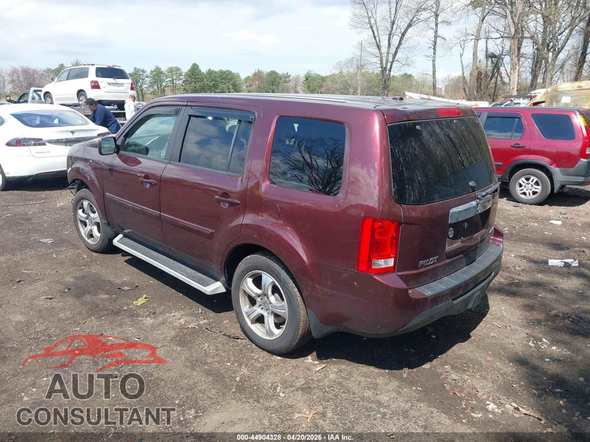 HONDA PILOT 2013 - 5FNYF4H59DB035863