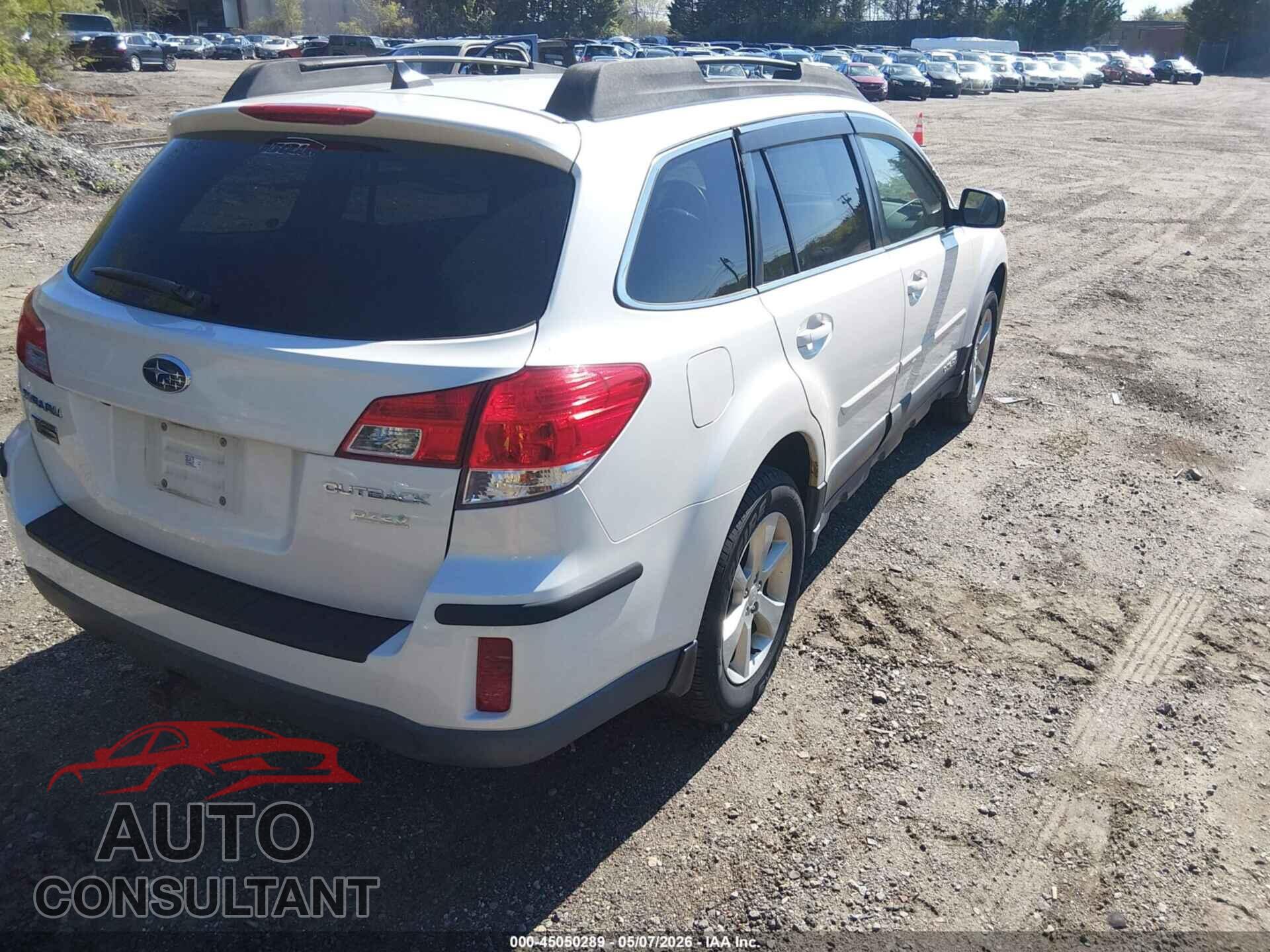 SUBARU OUTBACK 2013 - 4S4BRBLC7D3300005