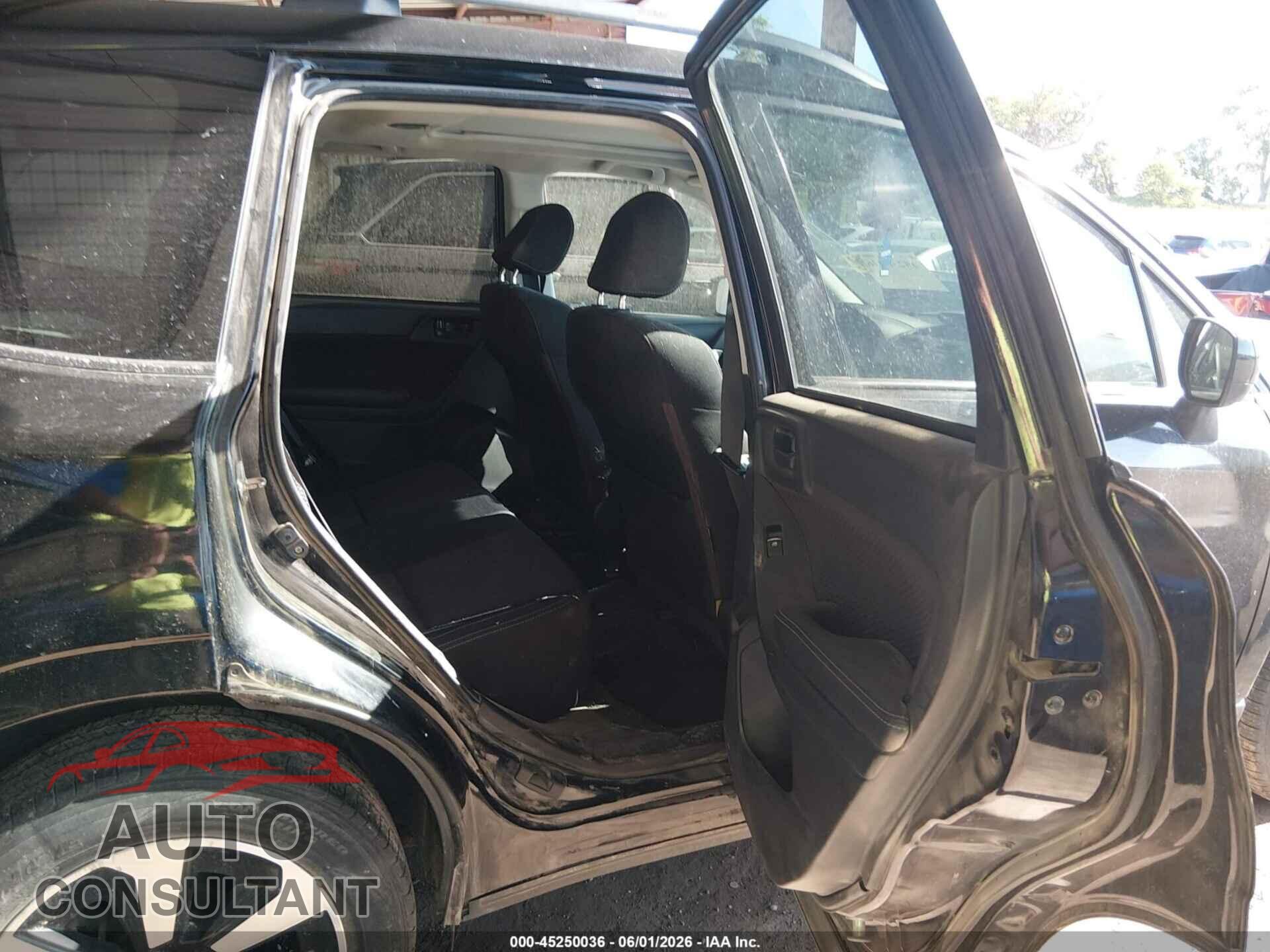 SUBARU FORESTER 2017 - JF2SJAEC9HH493402