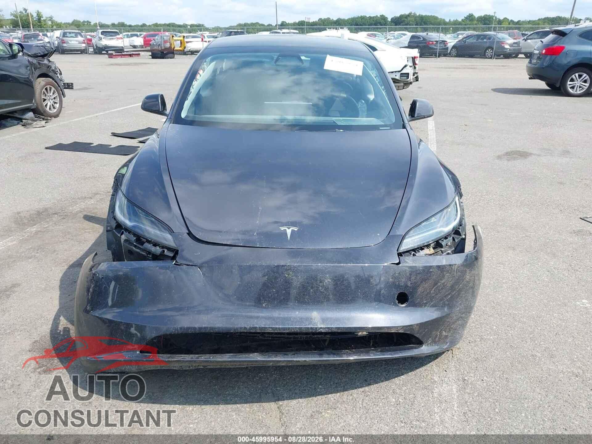TESLA MODEL 3 2024 - 5YJ3E1EB2RF821694