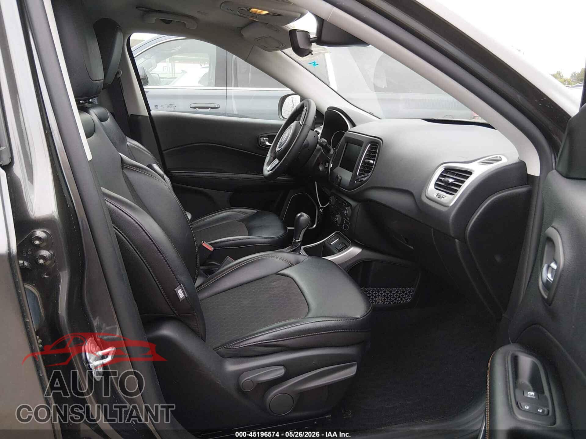 JEEP COMPASS 2020 - 3C4NJCBB2LT108405
