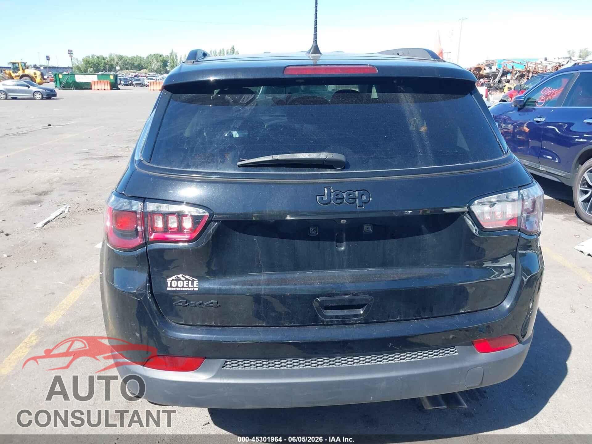 JEEP COMPASS 2020 - 3C4NJDBB9LT256105