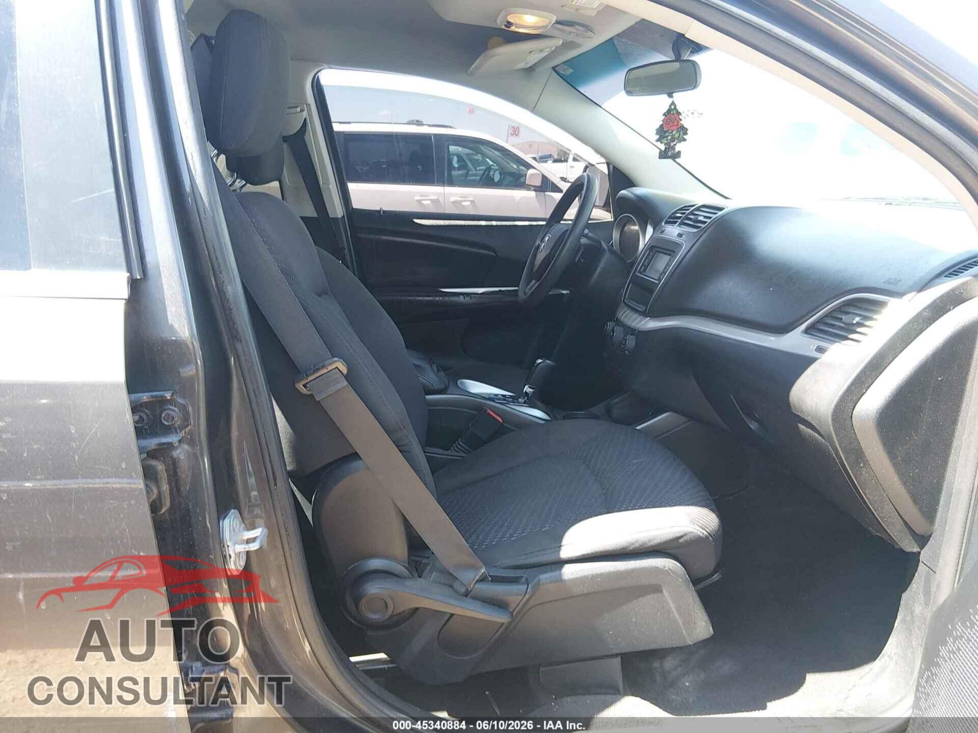 DODGE JOURNEY 2015 - 3C4PDCBB1FT741997