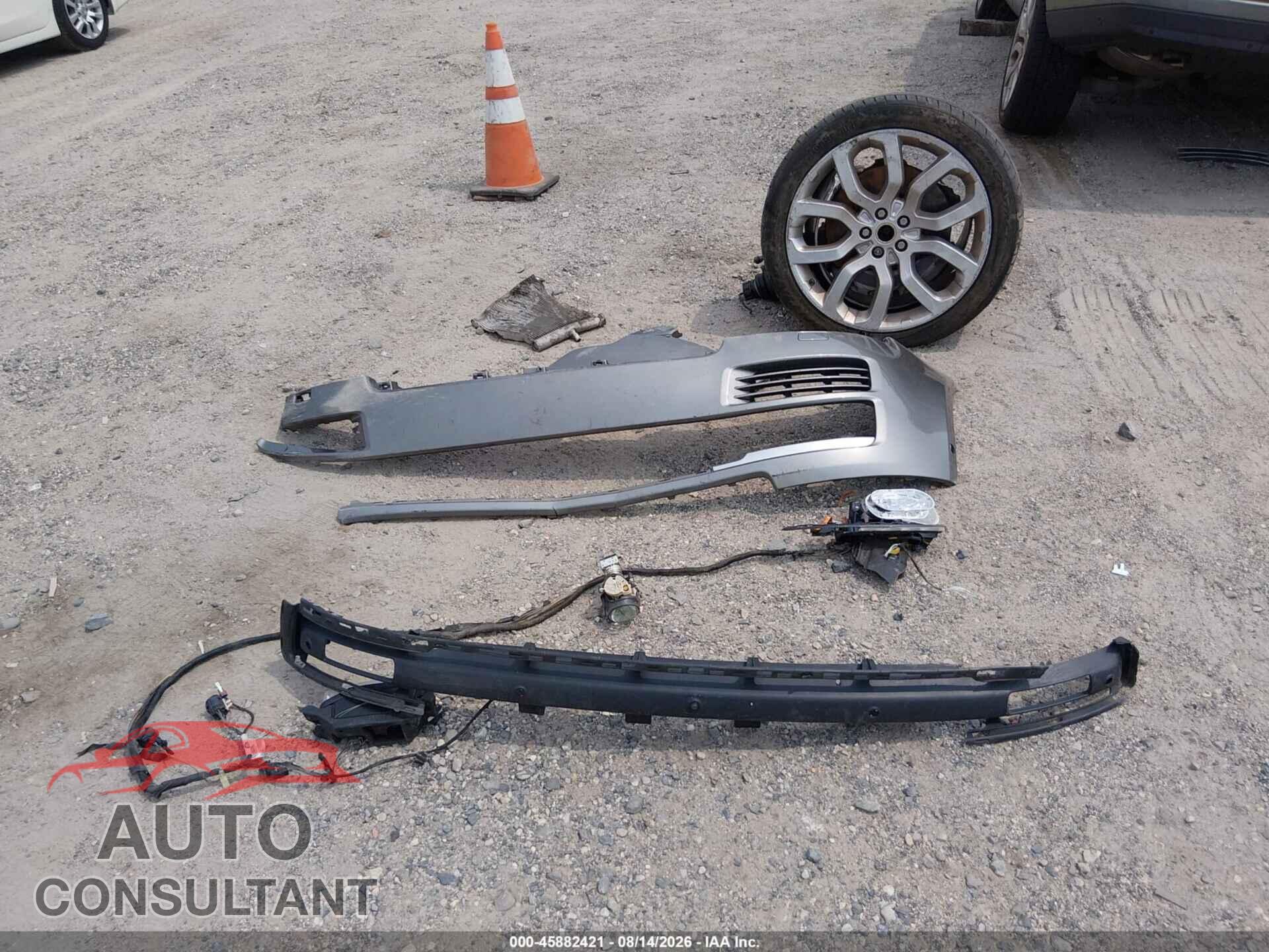 LAND ROVER RANGE ROVER 2017 - SALGS2FE4HA323831