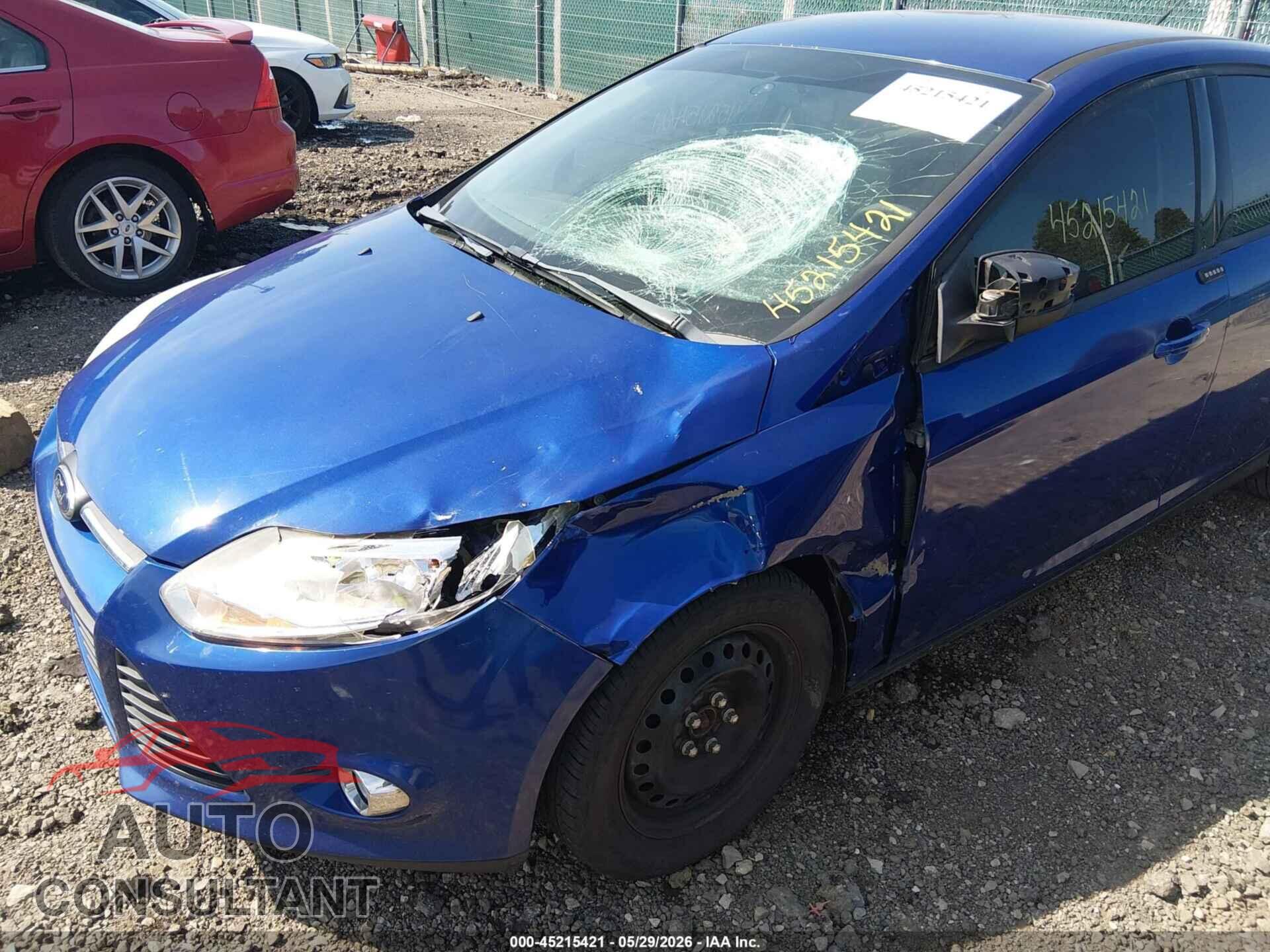 FORD FOCUS 2012 - 1FAHP3F28CL346847