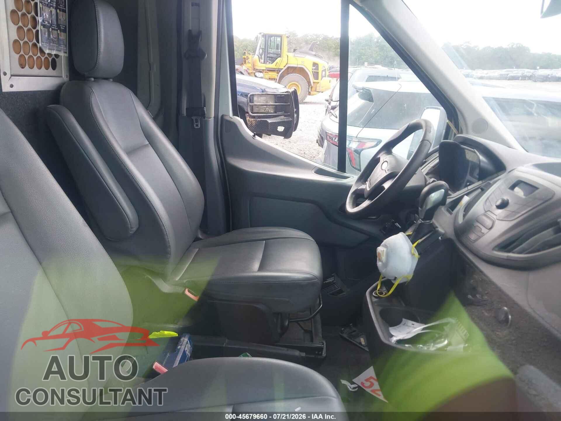 FORD TRANSIT-150 2017 - 1FTYE2CM7HKA31518