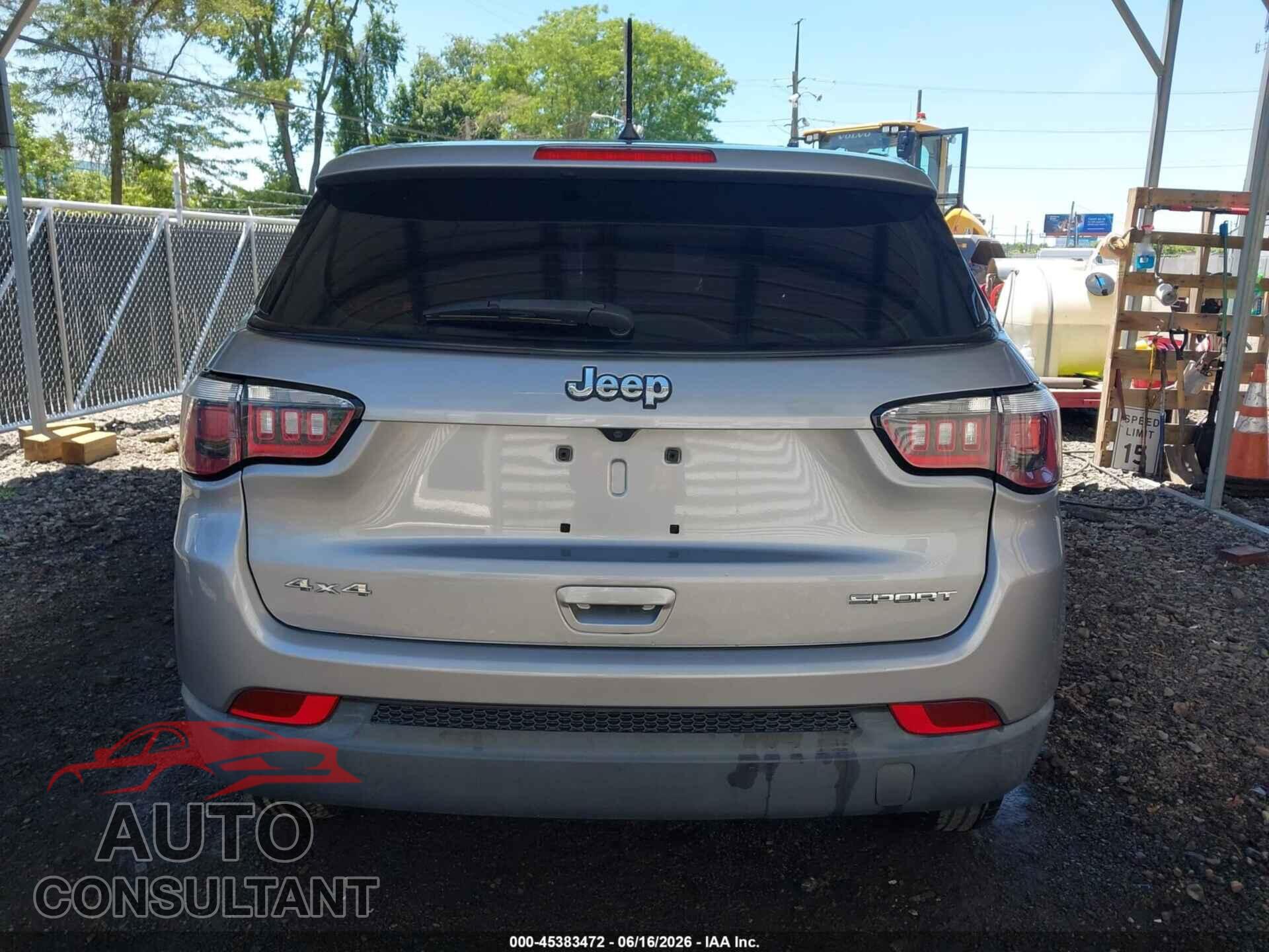 JEEP COMPASS 2018 - 3C4NJDAB1JT272765
