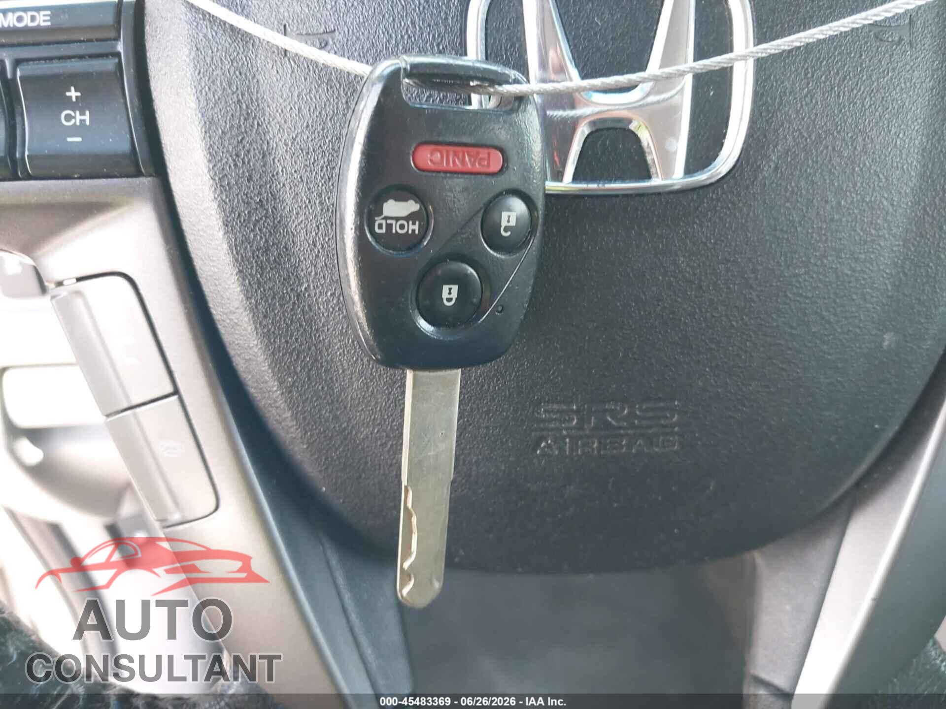 HONDA PILOT 2015 - 5FNYF3H56FB019245