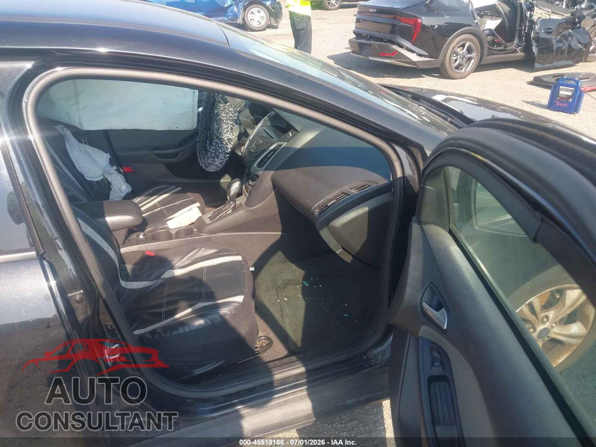 FORD FOCUS 2014 - 1FADP3F28EL396715