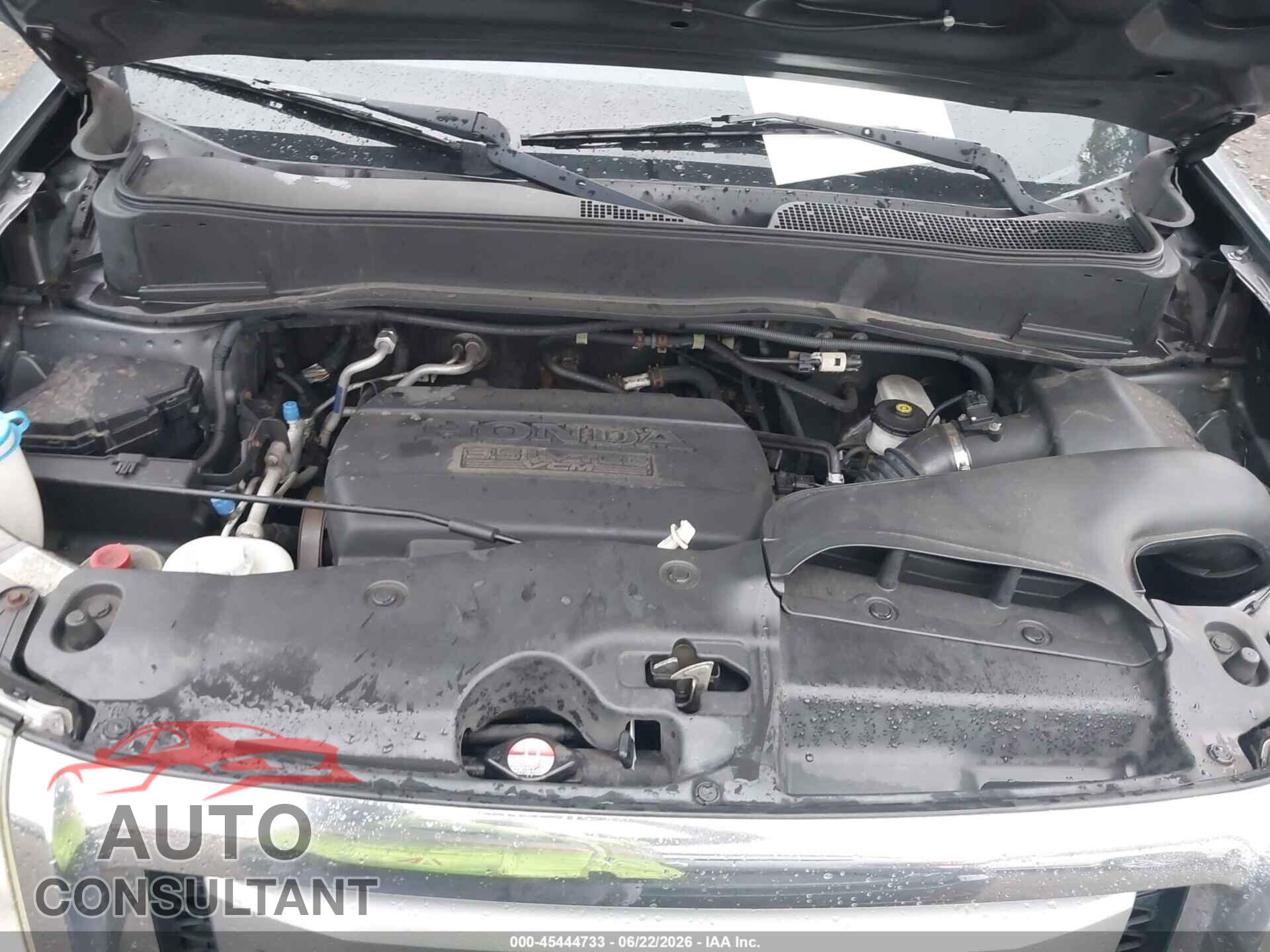 HONDA PILOT 2011 - 5FNYF4H50BB076413
