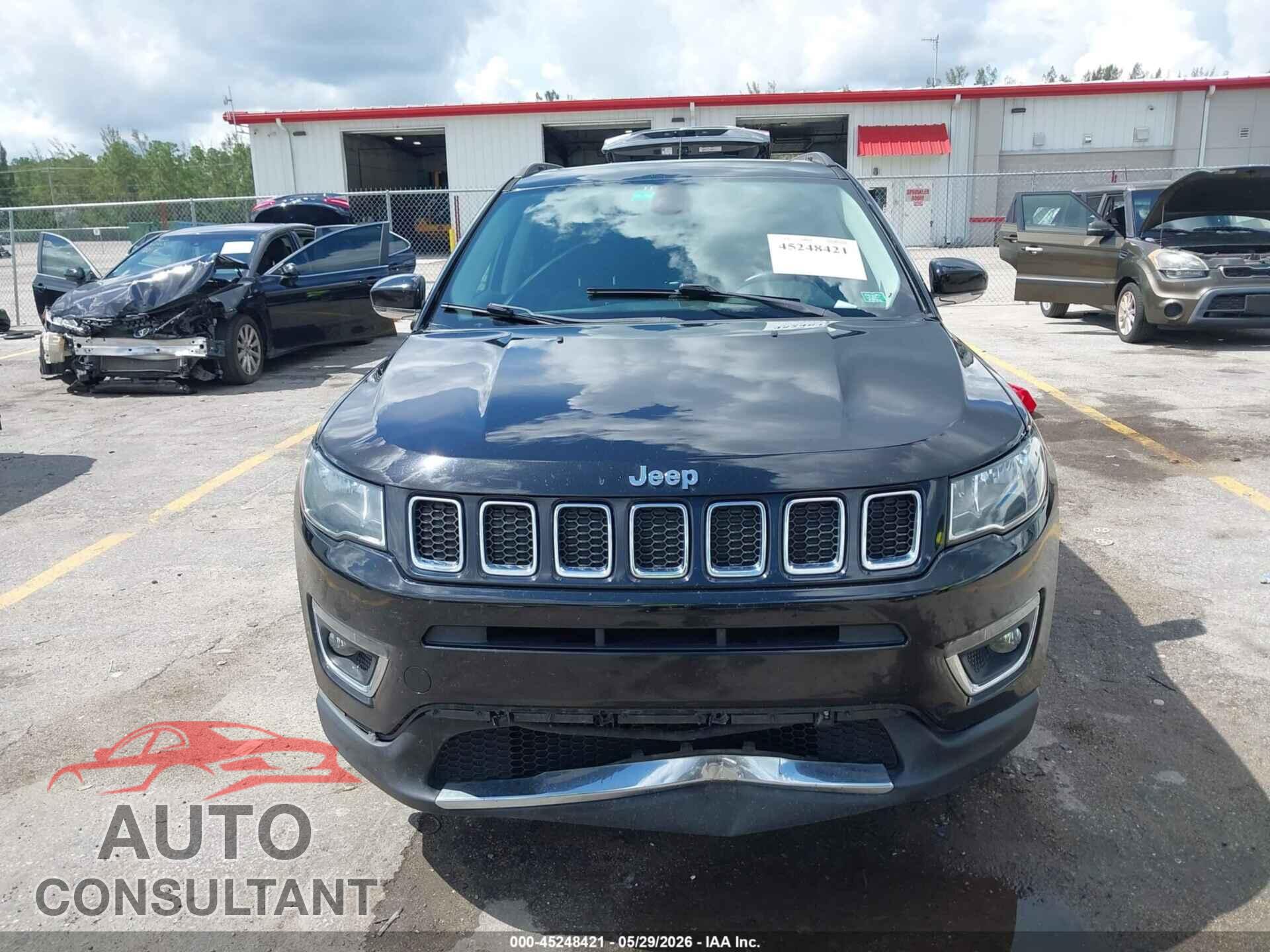 JEEP COMPASS 2018 - 3C4NJDCB5JT231228