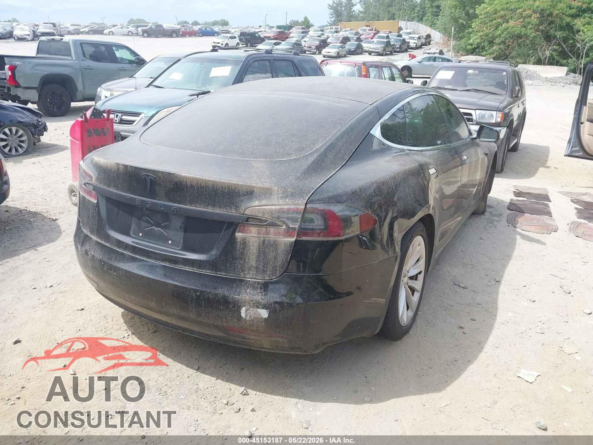 TESLA MODEL S 2017 - 5YJSA1E19HF202443