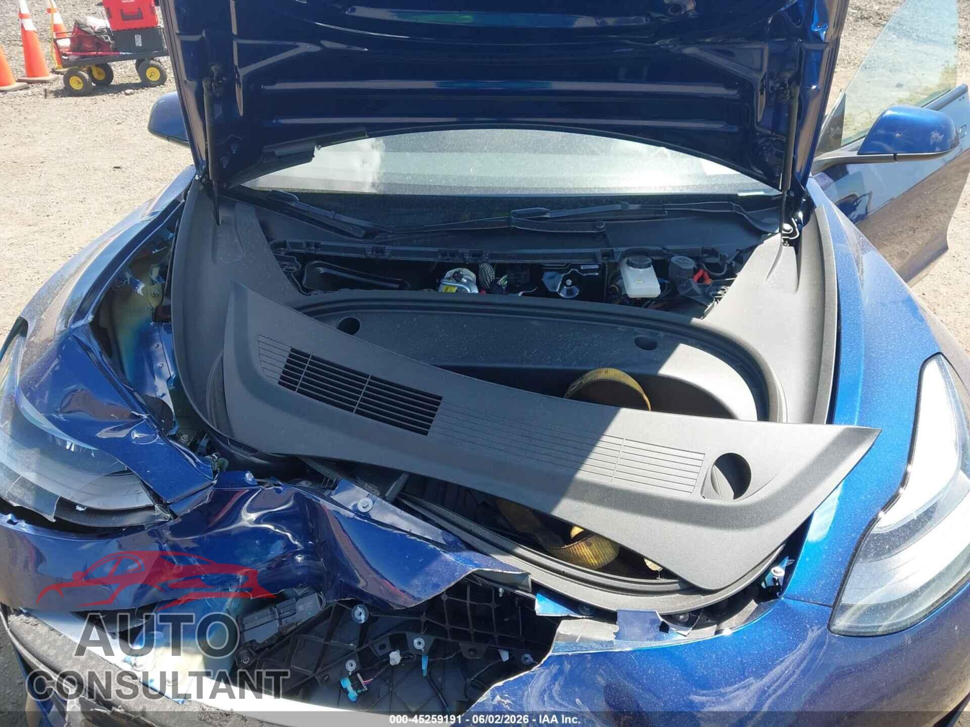 TESLA MODEL 3 2023 - 5YJ3E1EA7PF676138