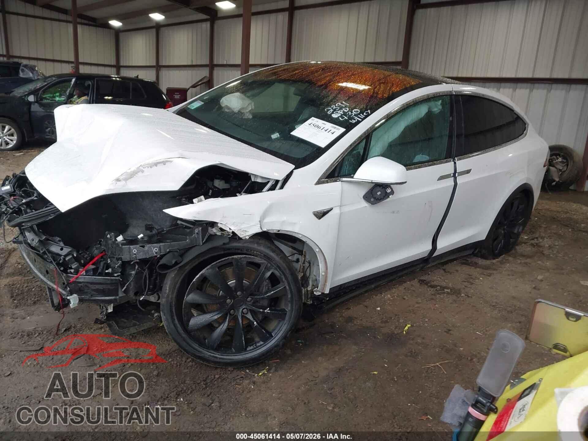 TESLA MODEL X 2018 - 5YJXCBE29JF112391