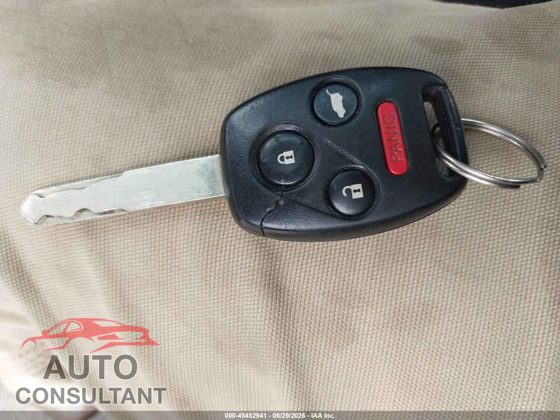 HONDA PILOT 2011 - 5FNYF4H53BB095781
