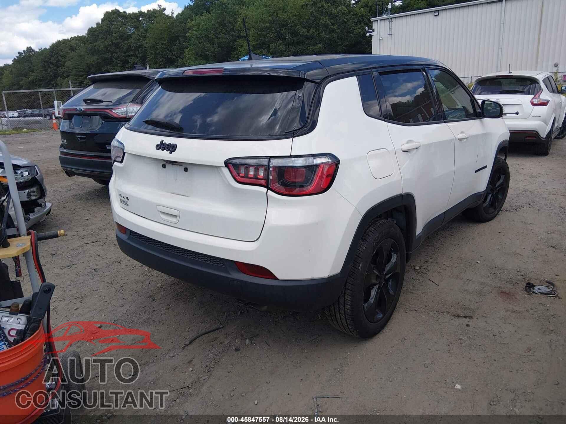 JEEP COMPASS 2019 - 3C4NJDBB9KT600031