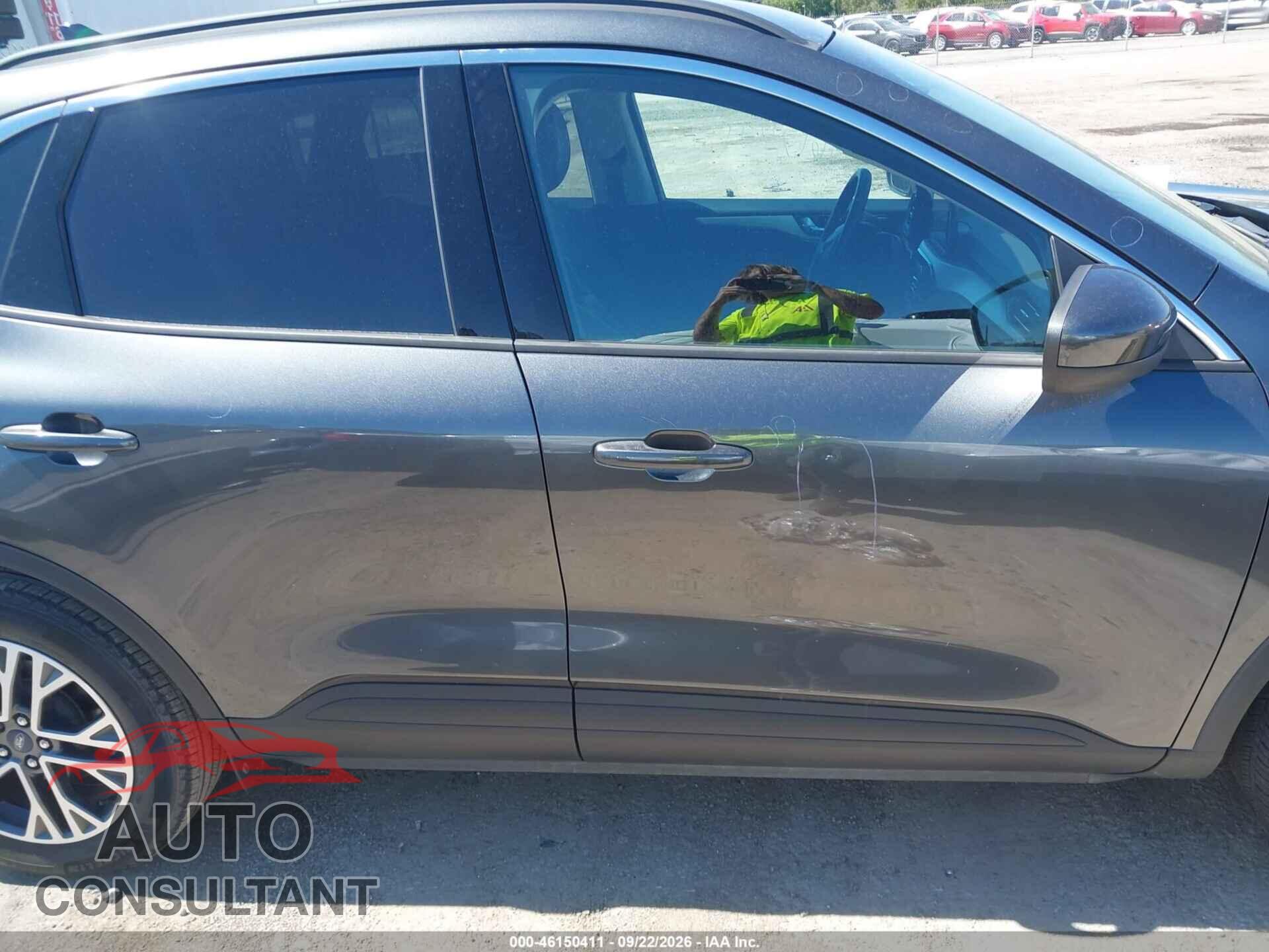 FORD ESCAPE 2020 - 1FMCU0H68LUA75886
