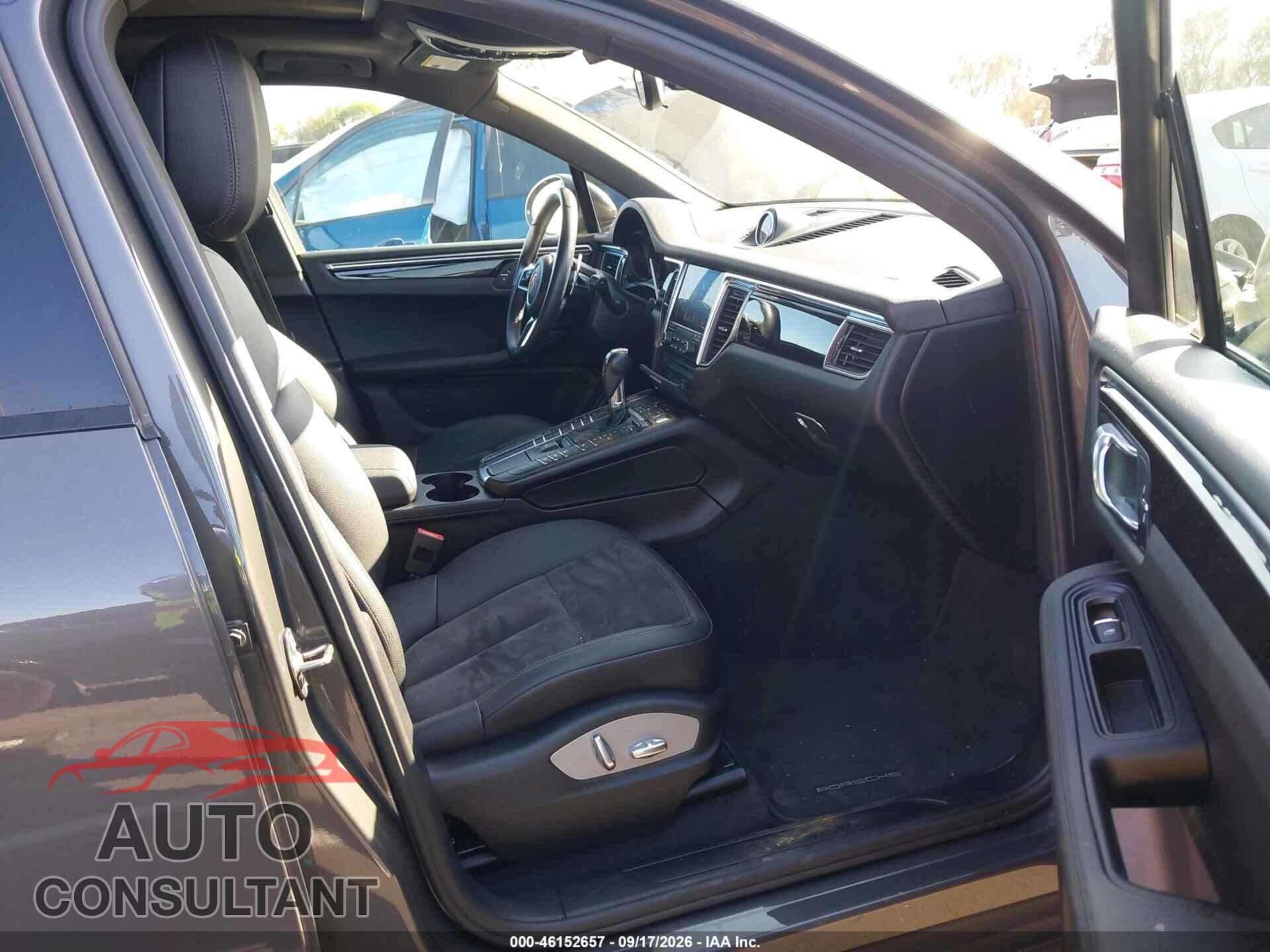 PORSCHE MACAN 2018 - WP1AA2A51JLB24784
