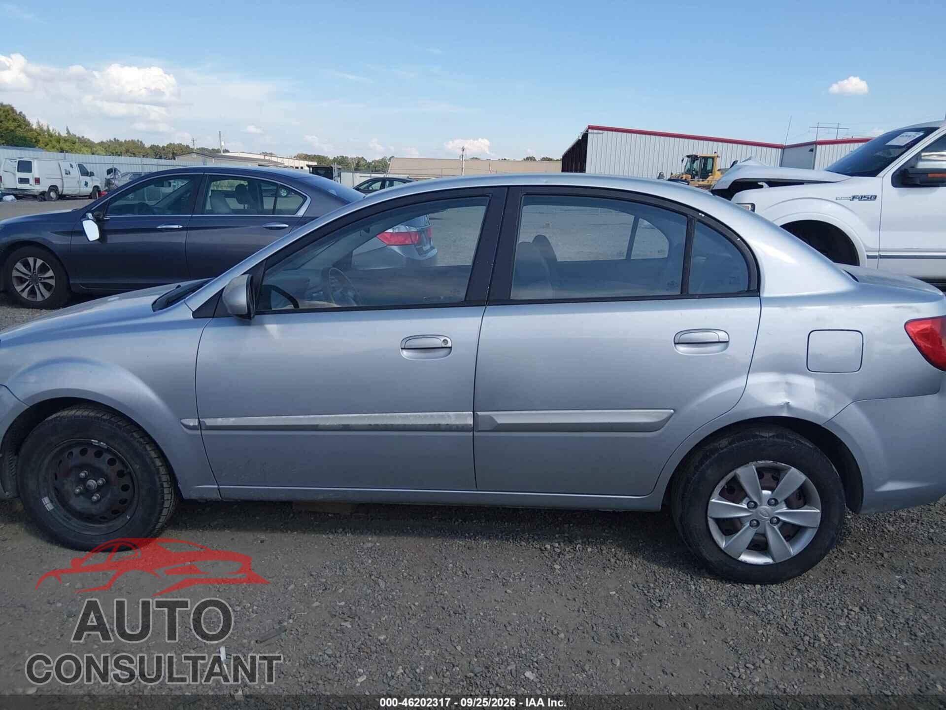 KIA RIO 2011 - KNADH4A30B6954657