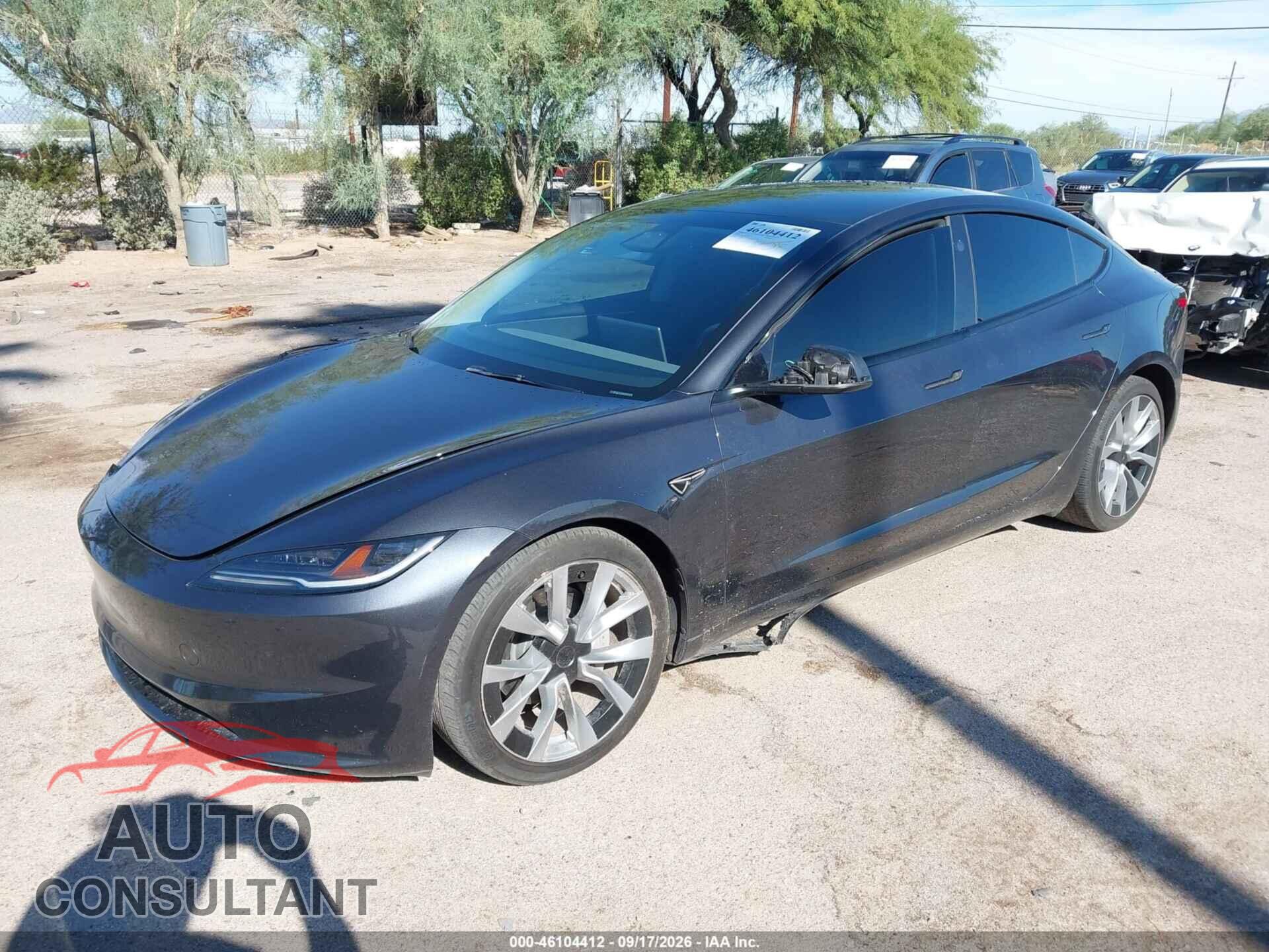 TESLA MODEL 3 2024 - 5YJ3E1EB7RF724877