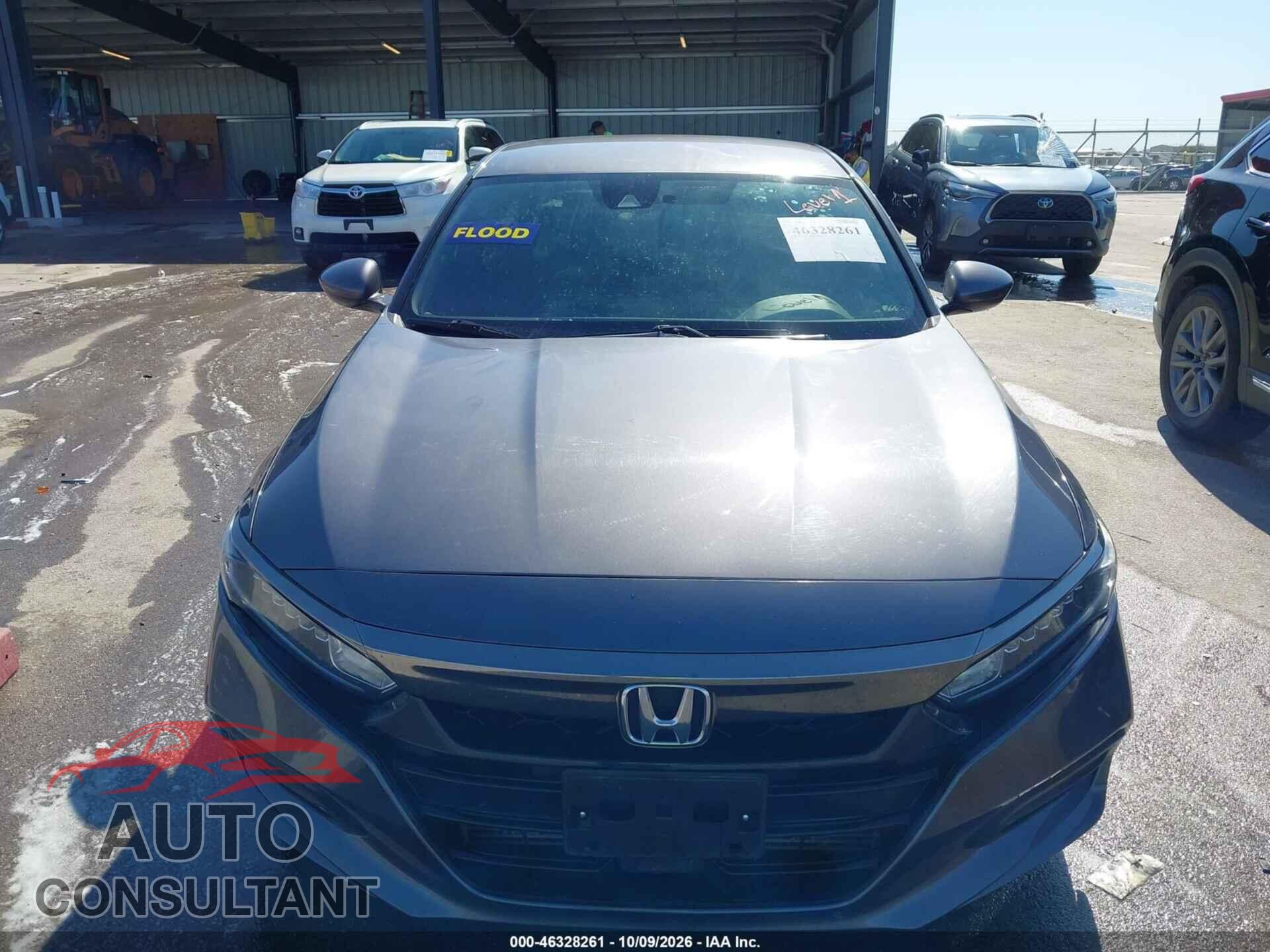 HONDA ACCORD 2018 - 1HGCV1F32JA155183