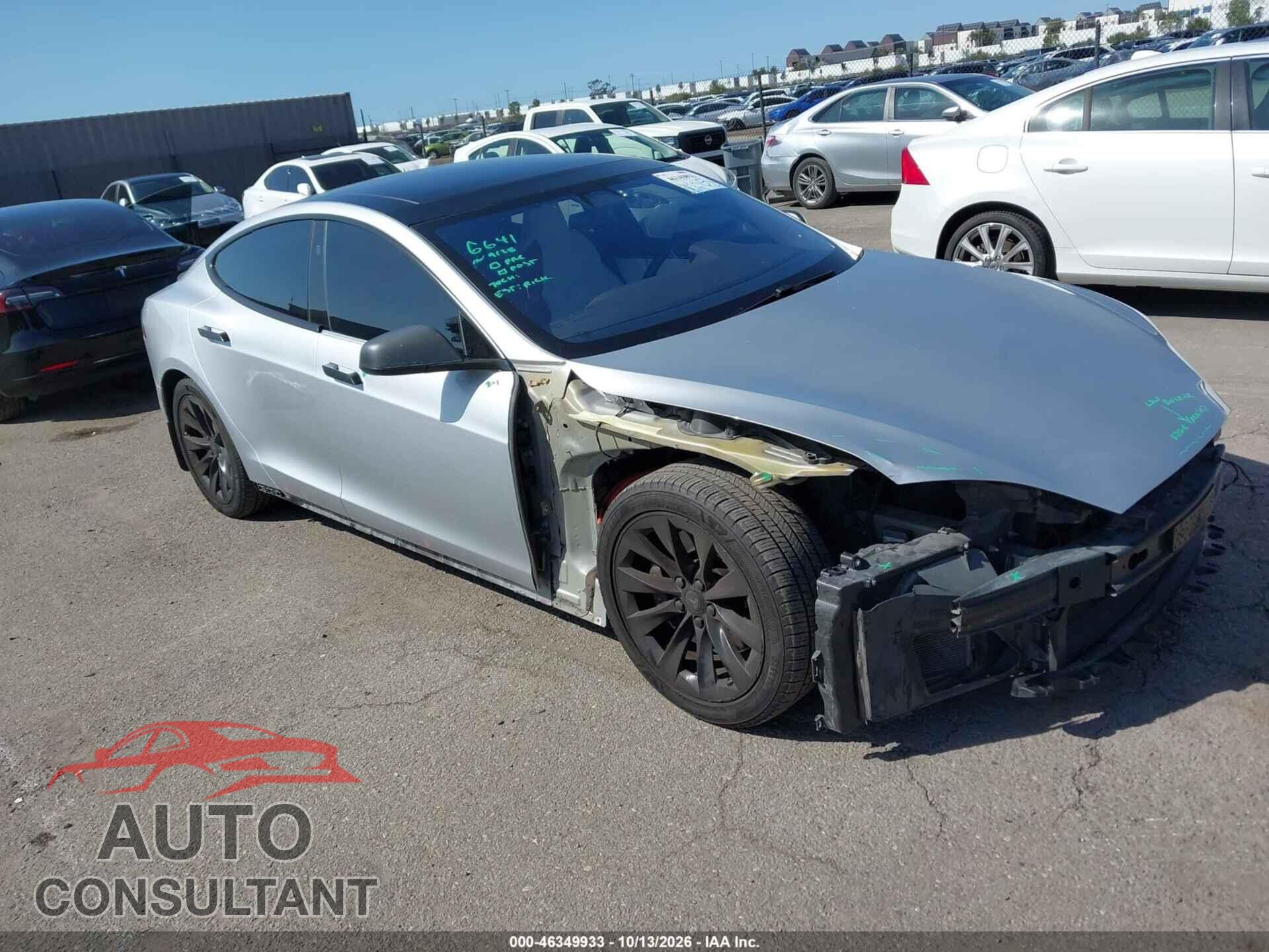 TESLA MODEL S 2019 - 5YJSA1E24KF304099
