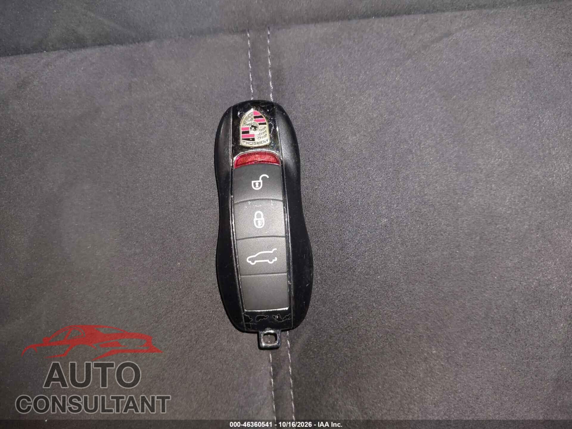 PORSCHE MACAN 2017 - WP1AA2A52HLB01699