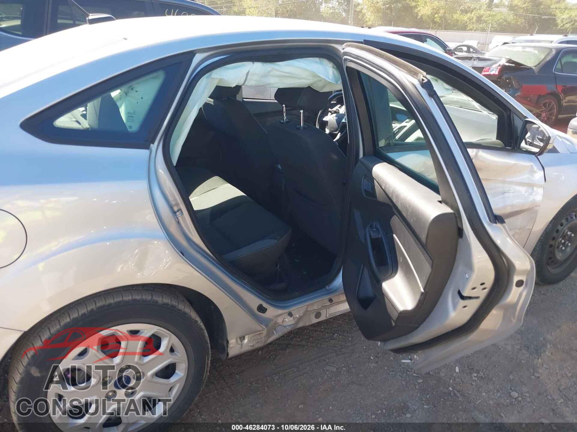 FORD FOCUS 2012 - 1FAHP3F23CL396054