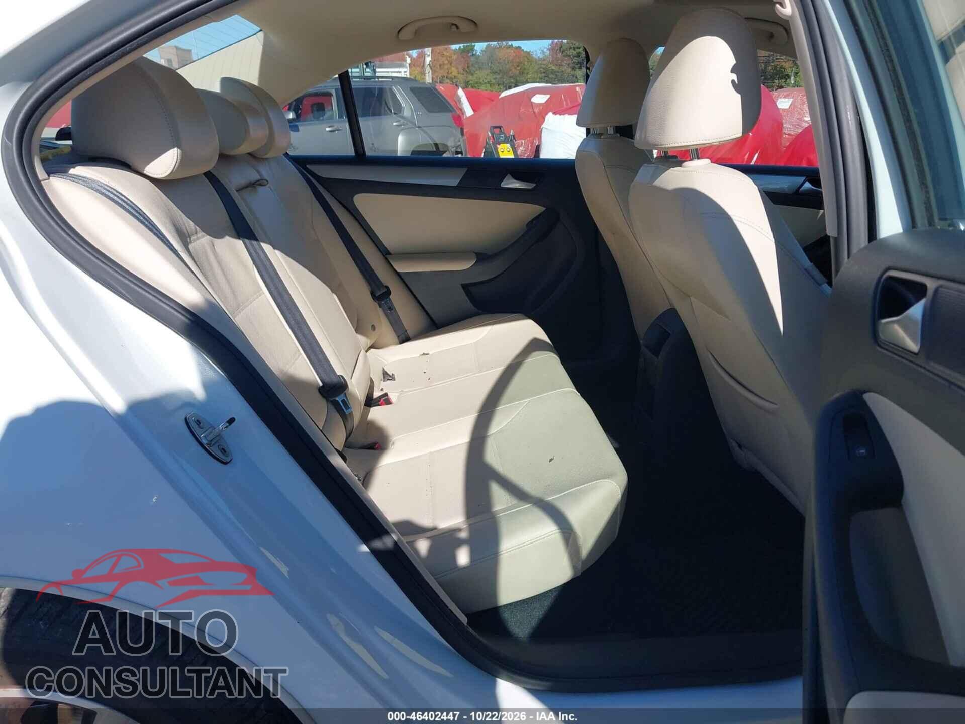 VOLKSWAGEN JETTA 2017 - 3VWDB7AJ2HM318607