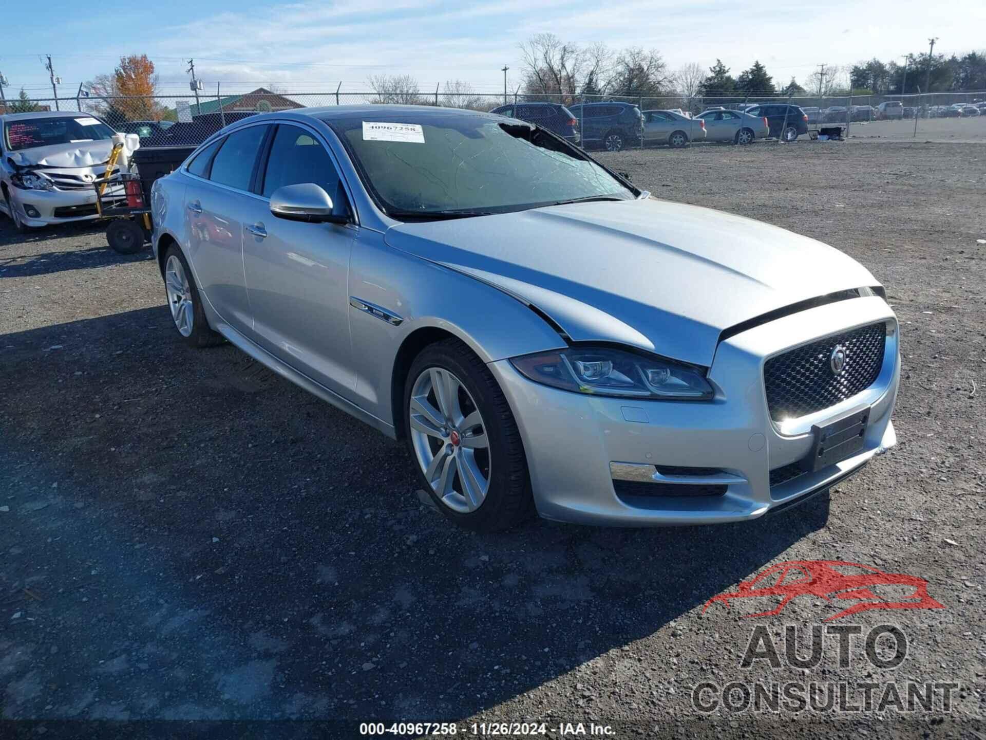 JAGUAR XJ 2016 - SAJWA1C79G8W00910