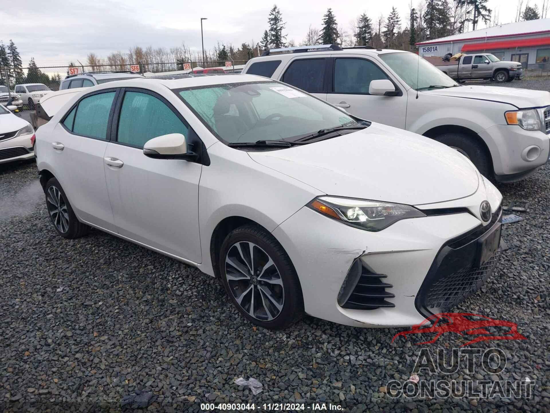 TOYOTA COROLLA 2018 - 5YFBURHE9JP844353