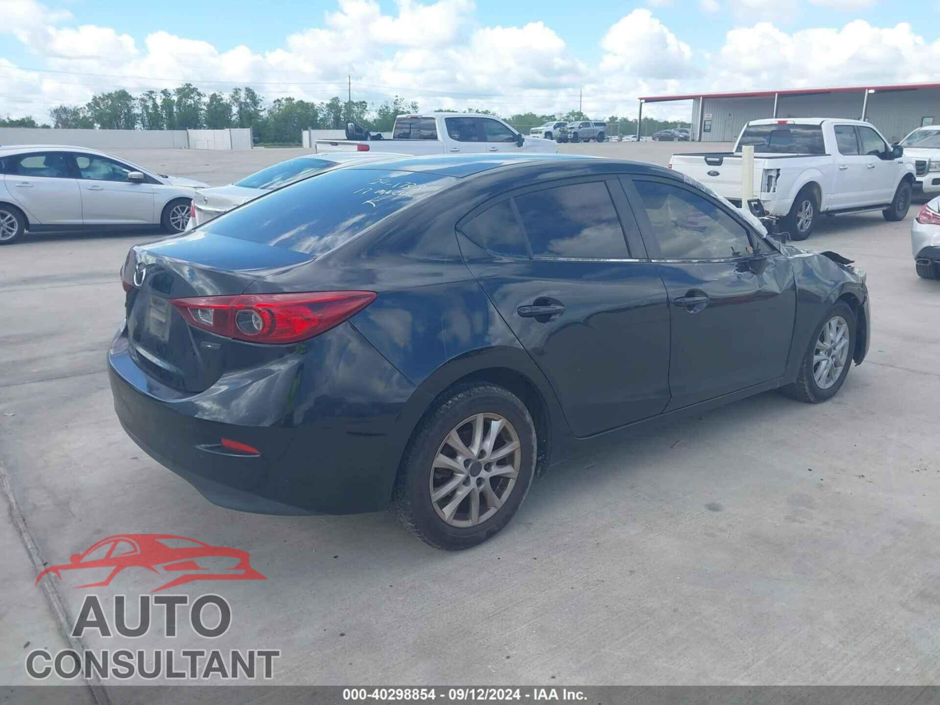 MAZDA MAZDA3 2017 - 3MZBN1U73HM120761
