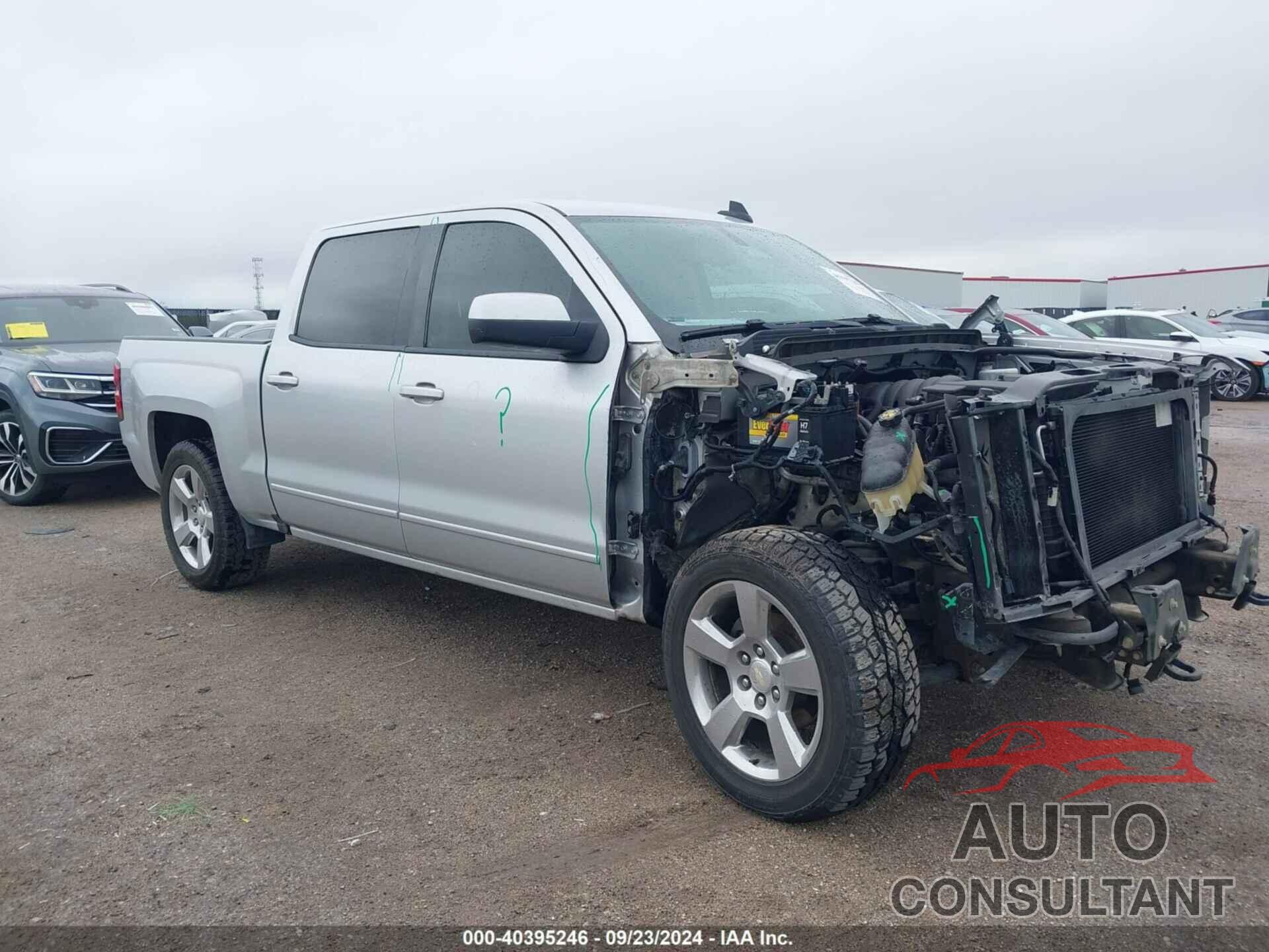 CHEVROLET SILVERADO 1500 2018 - 3GCUKREC2JG487511
