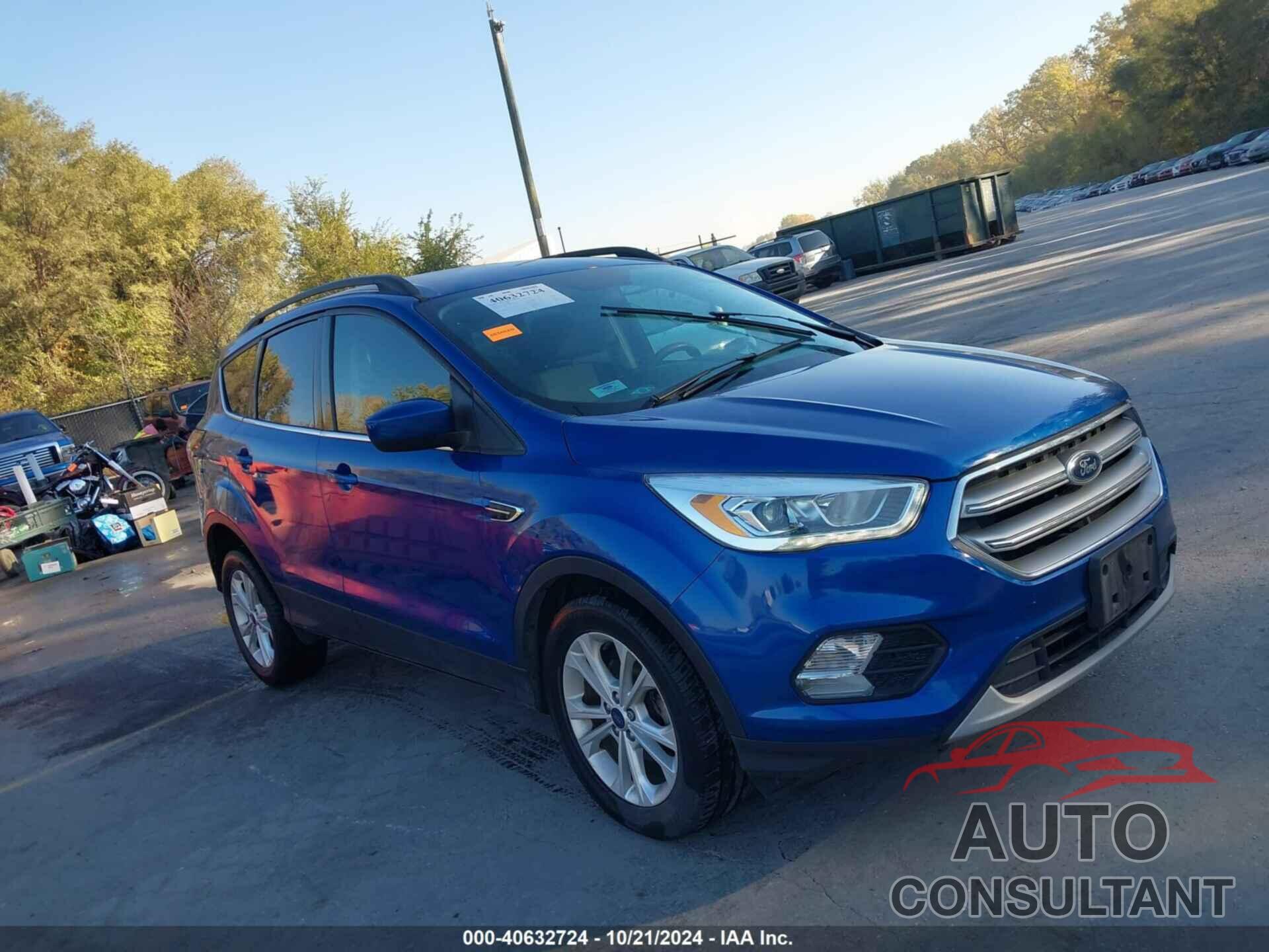 FORD ESCAPE 2017 - 1FMCU0GD8HUE91492