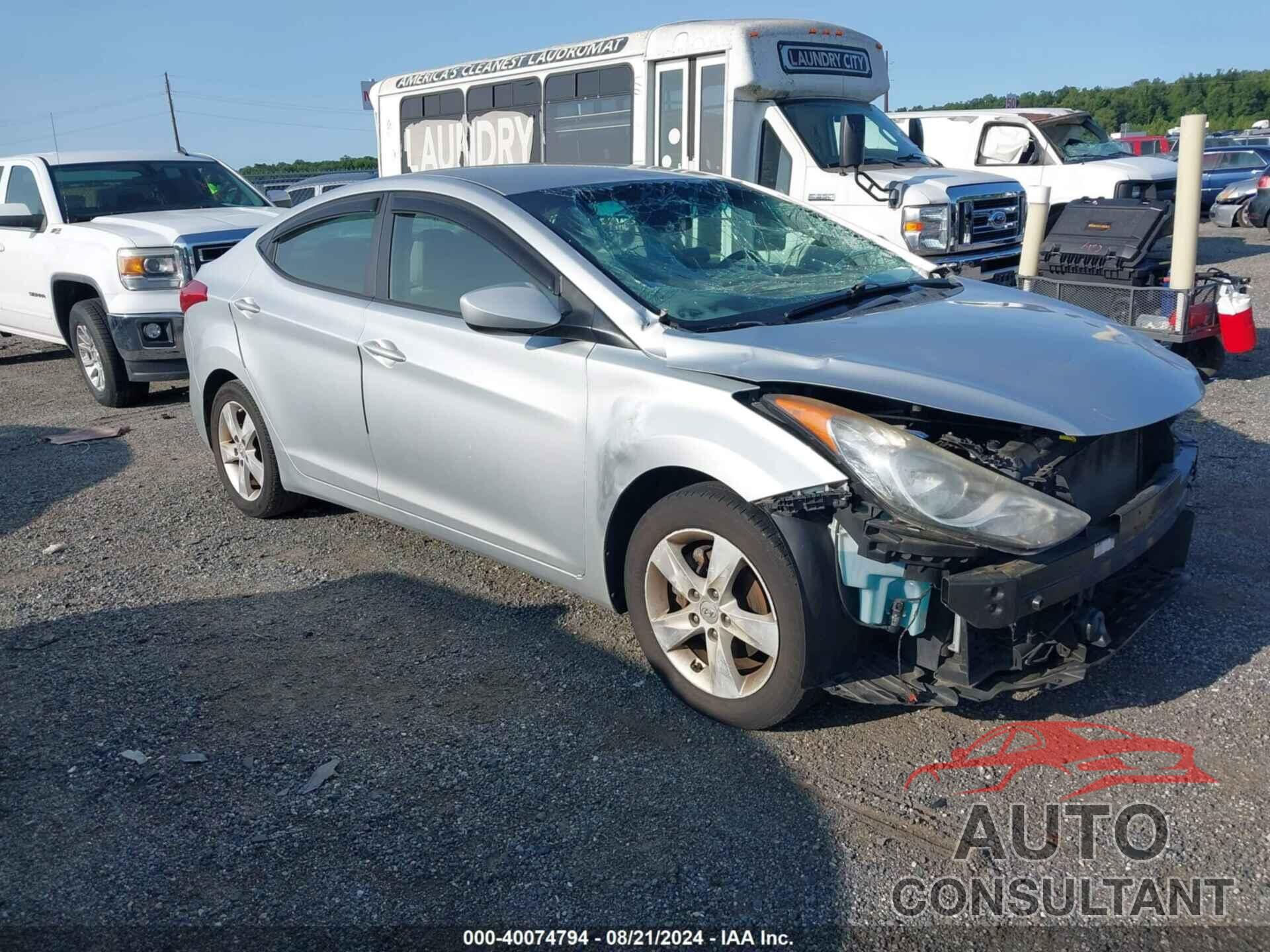 HYUNDAI ELANTRA 2012 - 5NPDH4AE8CH094339